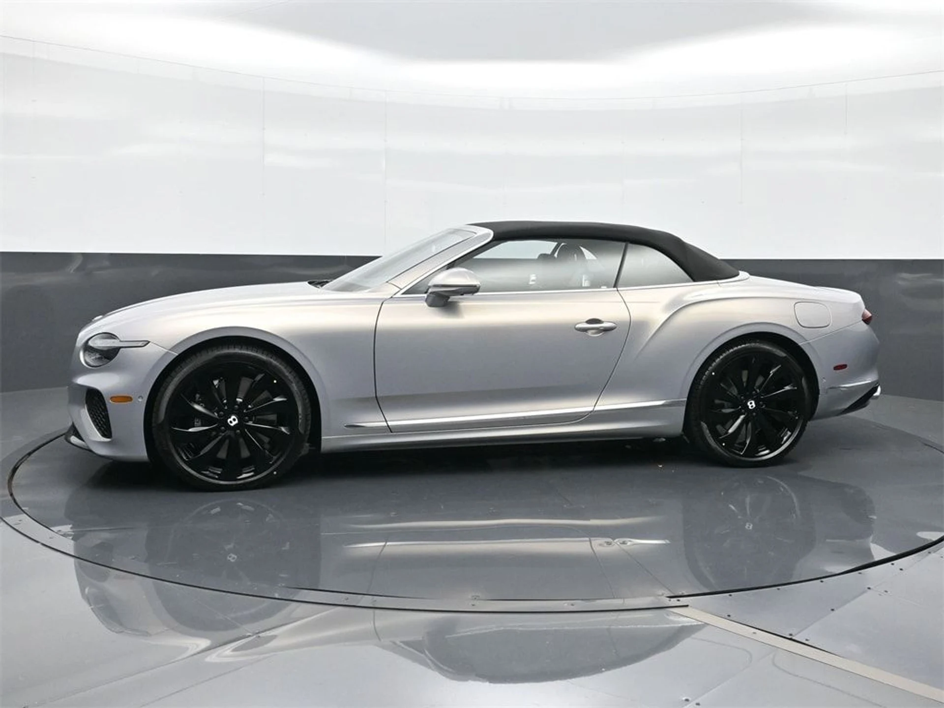 mph004_2284714623_5d22b77c6f23ab4d94331b243b57e800x_418133bf51