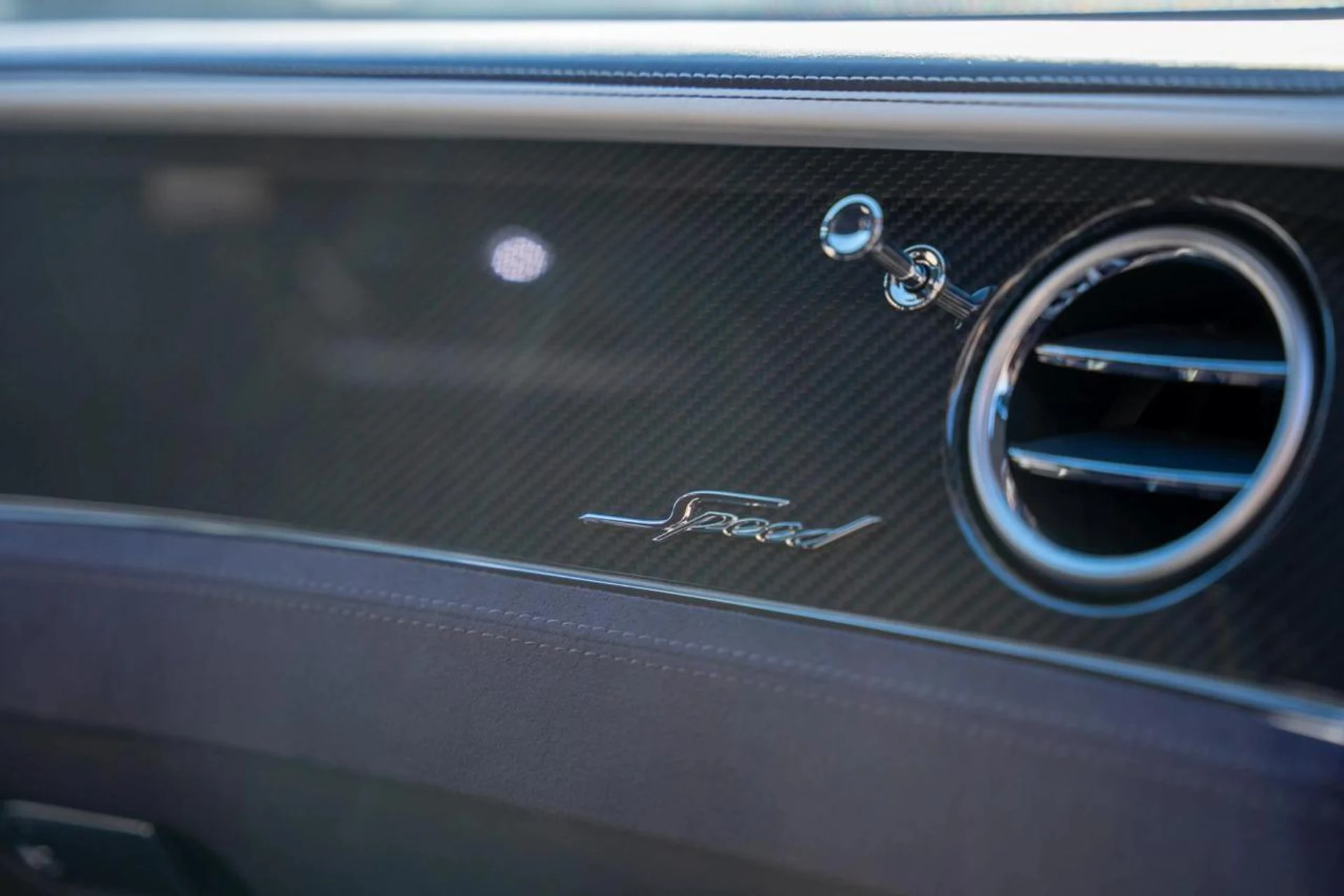 mph004_2286975658_fa842ffd24bee3c3b4084ac4253875c1_1c74ea880d