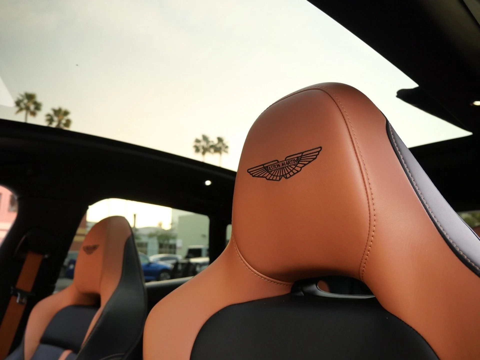 mph004_2290078847_f275f160092811c3a19500a87b07f492x_52a0e0bf1c