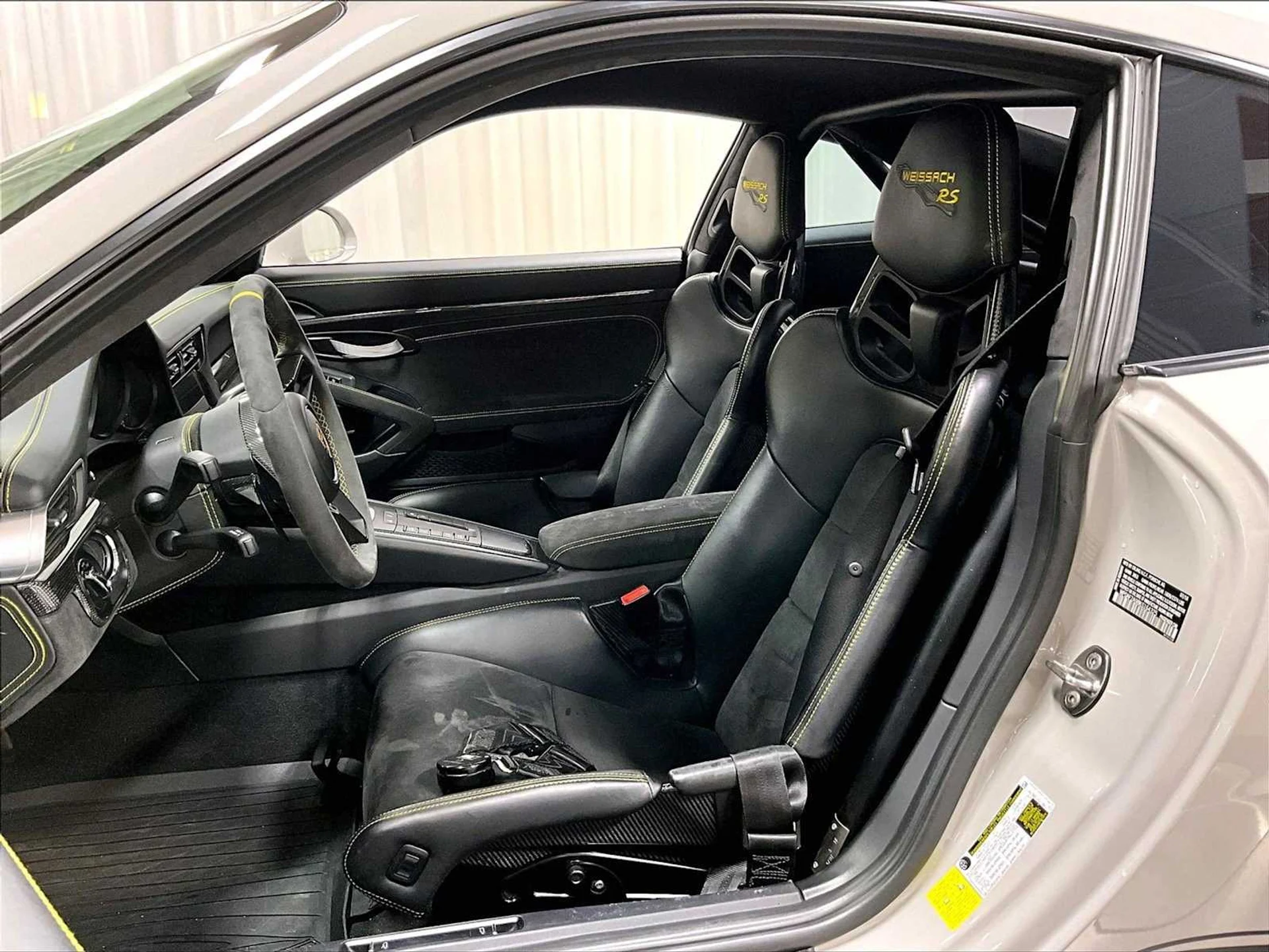 mph004_2300464955_b38e16c08b36deefd71143f93fc1302cx_899b0b4585