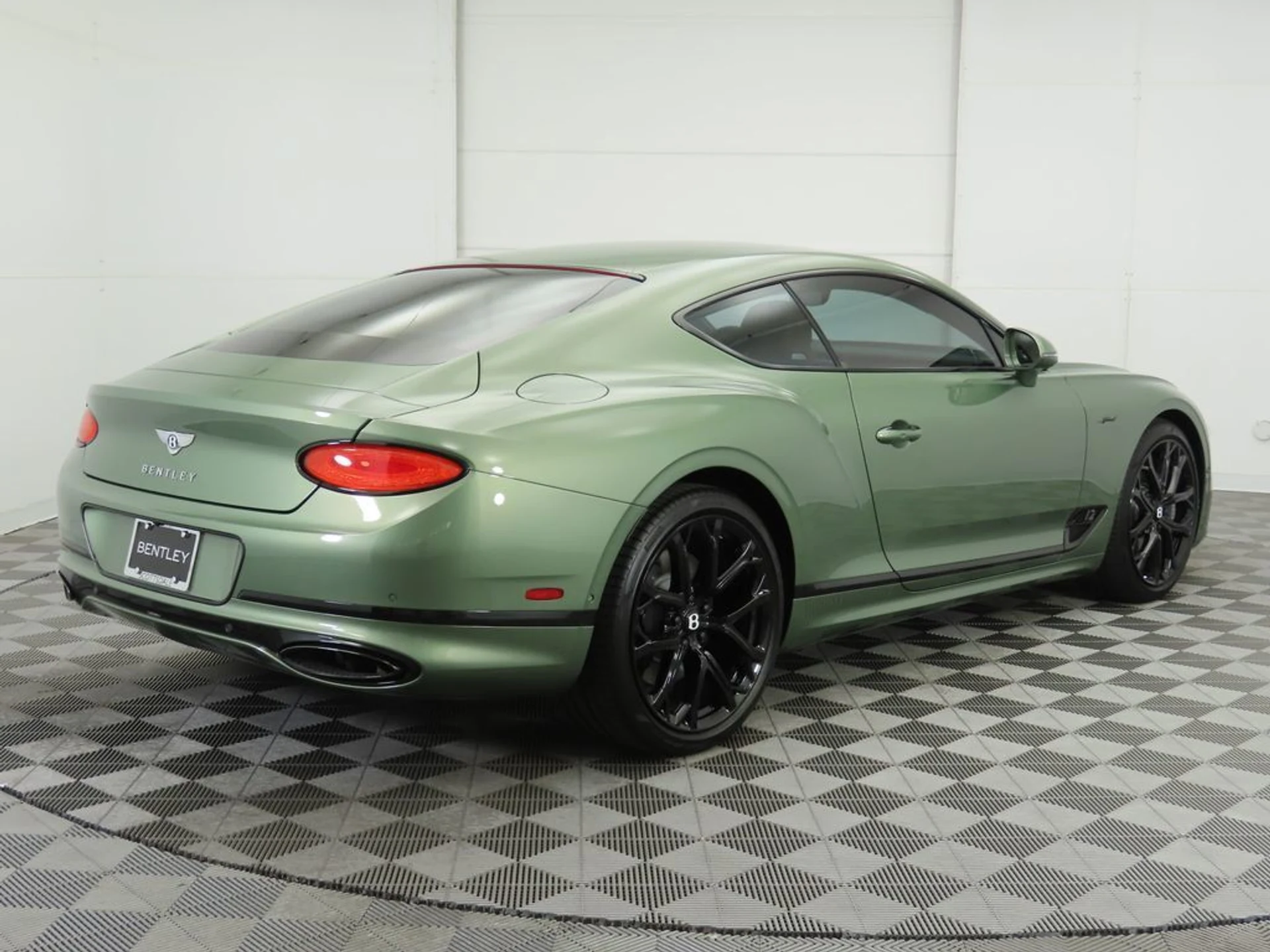 mph004_2303297190_used_2024_bentley_continental_gtspeedcoupe_8119_22512898_5_1024_5286abfeda