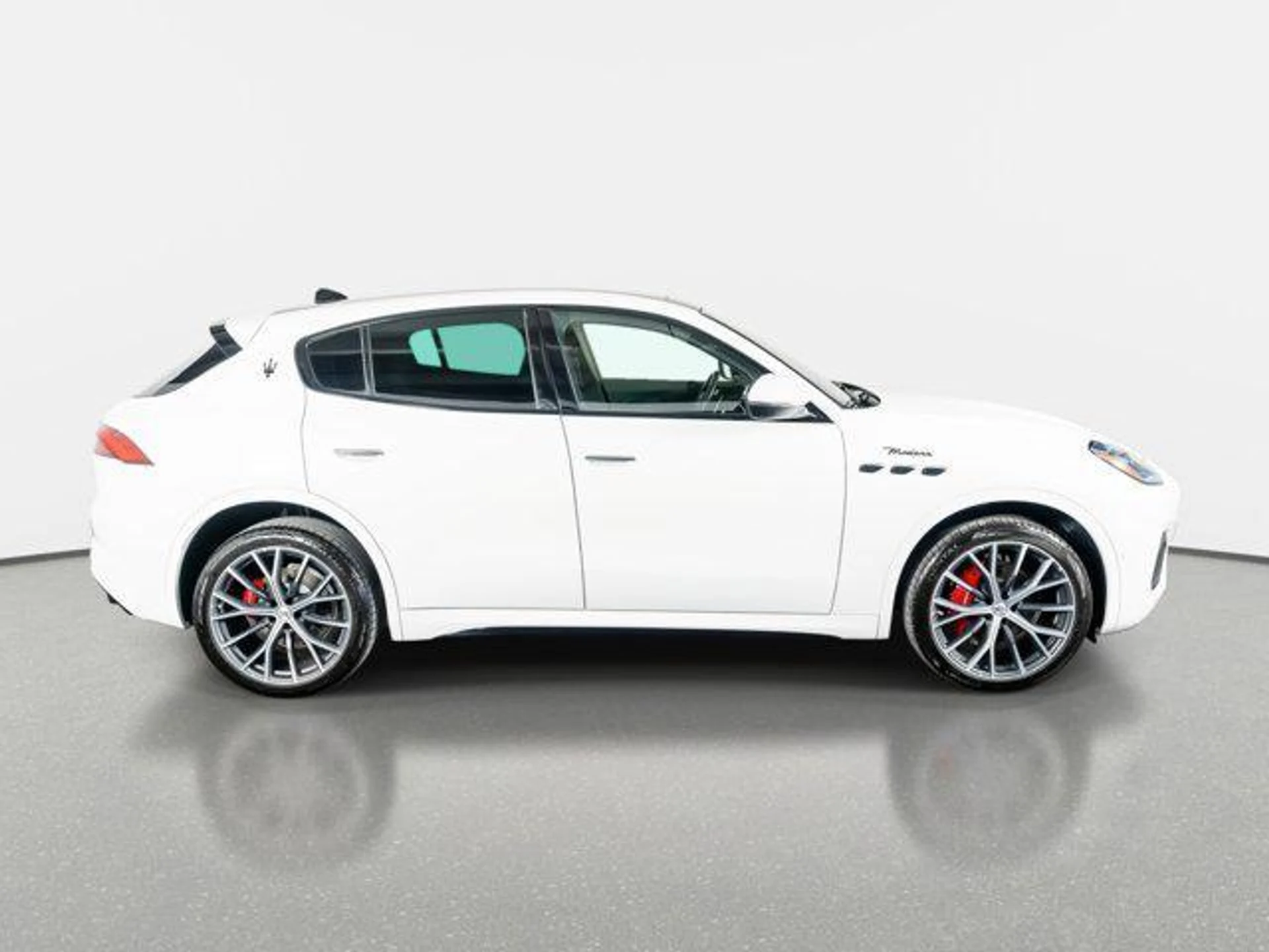 mph004_2305315033_w_I_j56i_UK_Wl_E1_K_Jpc2s_Vi2_K7njc_054f9edd6b