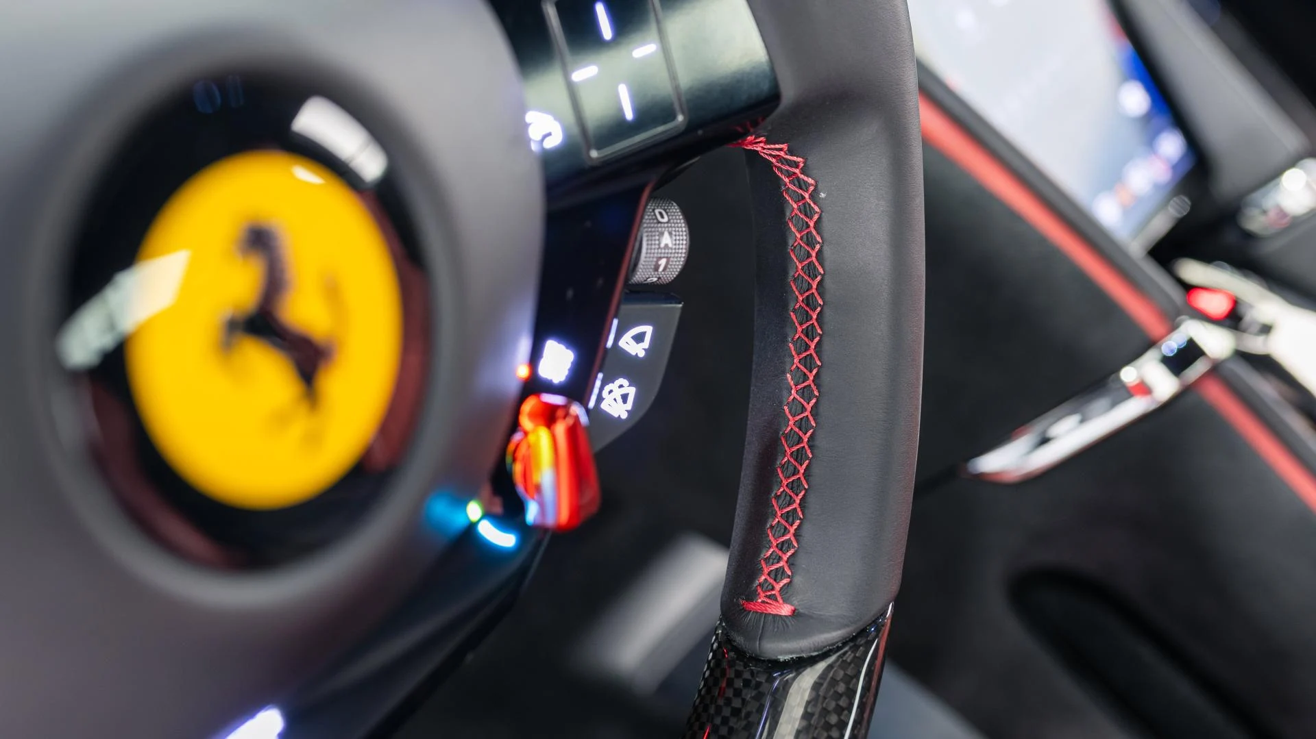 mph004_2309477750_Used_2022_Ferrari_Roma_Base_1782922825_4cc0fd57a8