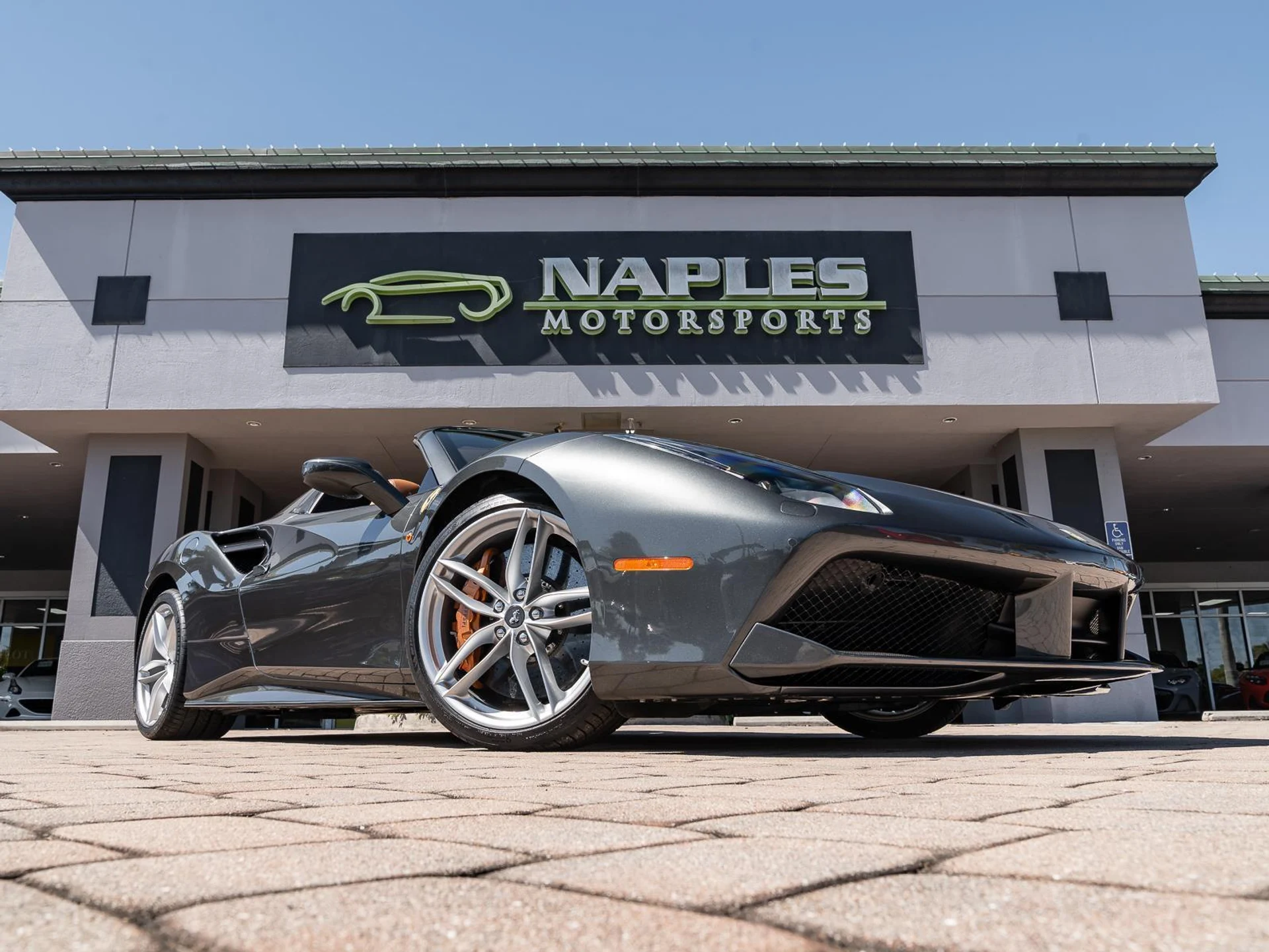 mph004_2312897787_Used_2018_Ferrari_488_Spider_Convertible_1771927244_76aa38565d