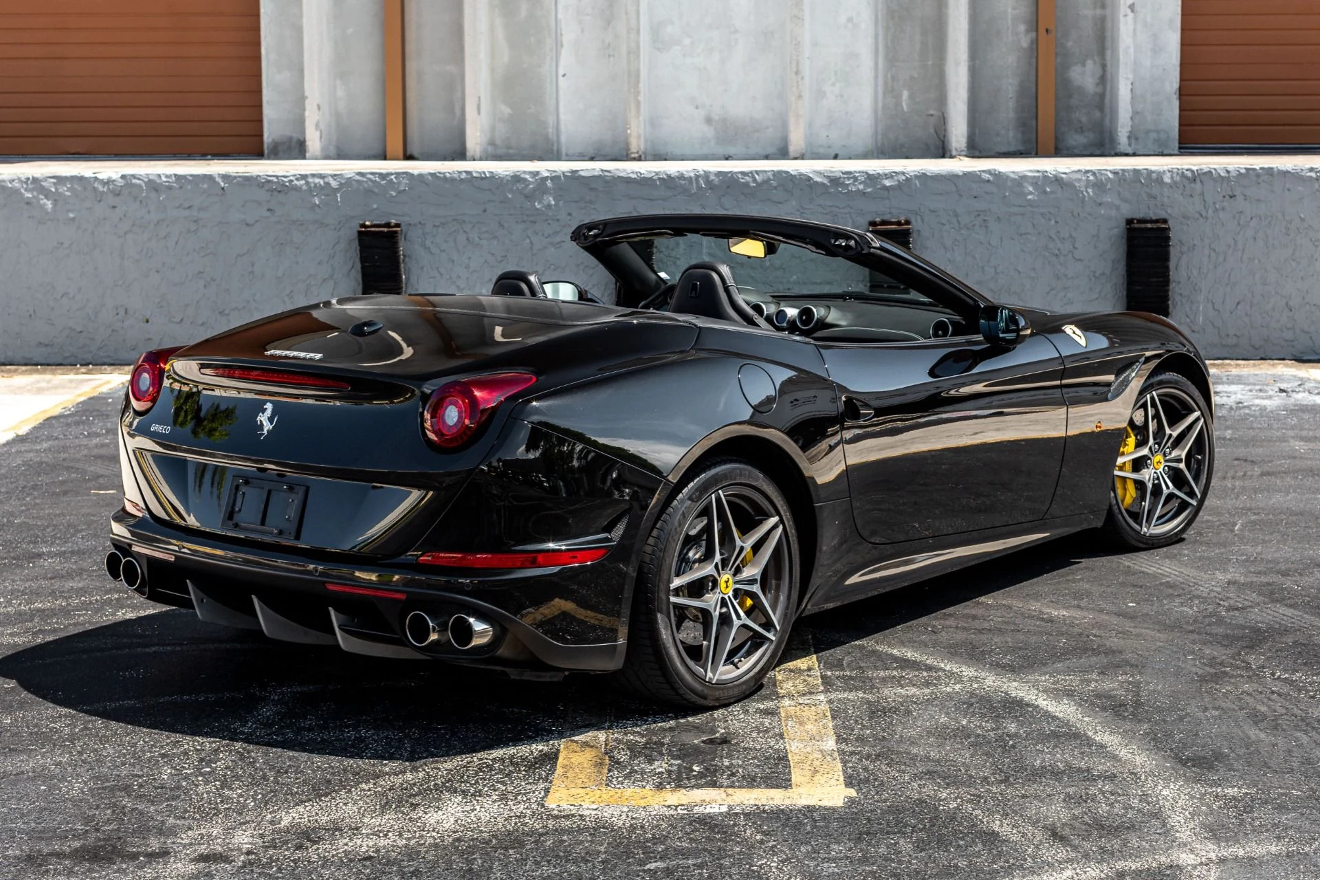 mph004_2315086035_Used_2017_Ferrari_California_T_EXTREMELY_CLEAN_ALL_THE_RIGHT_OPTIONS_NO_STICKY_BUTTON_1657720573_6acb39181e
