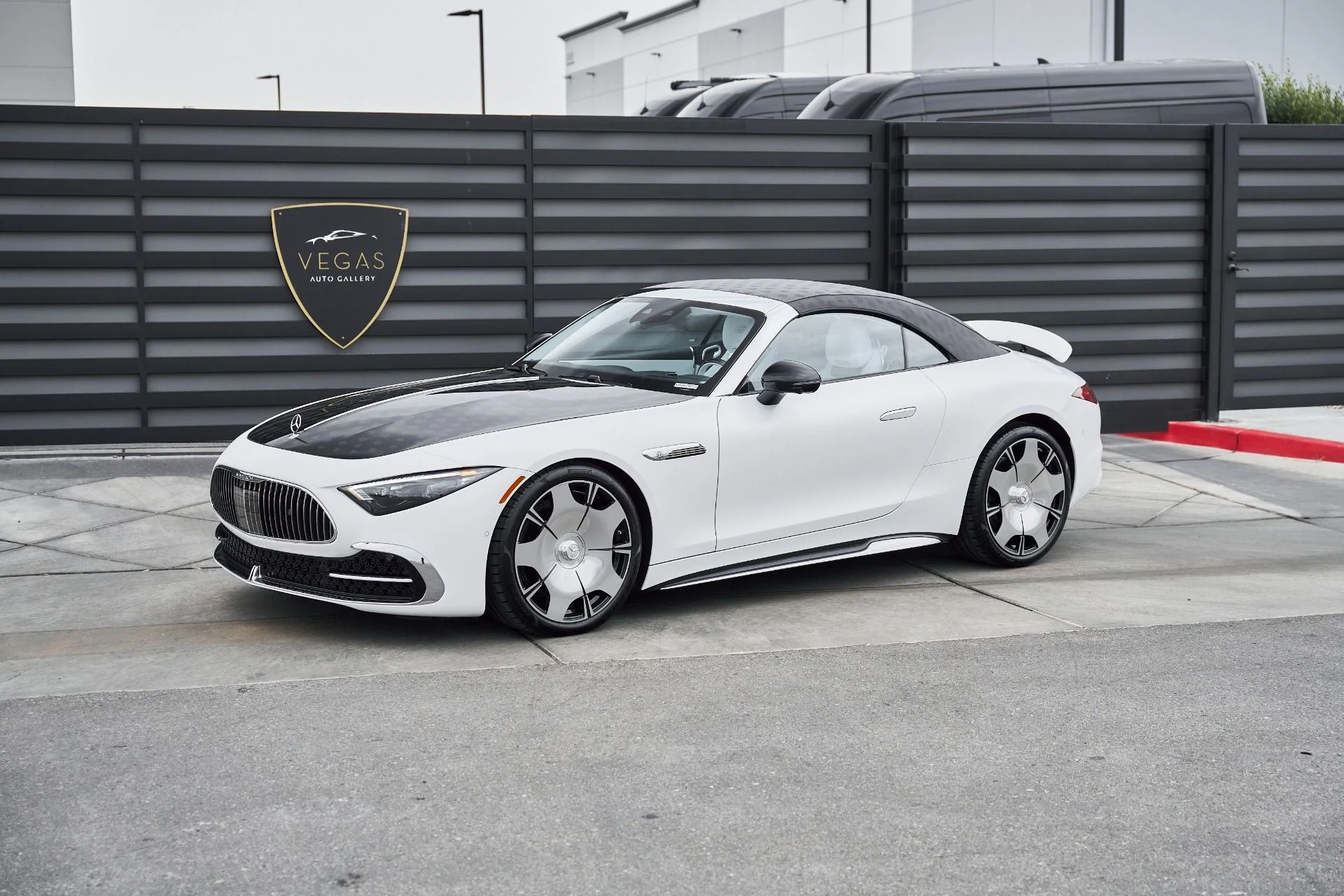 mph004_2319498571_Used_2026_Mercedes_Benz_SL_Class_Maybach_SL_680_1767218057_d95394487a