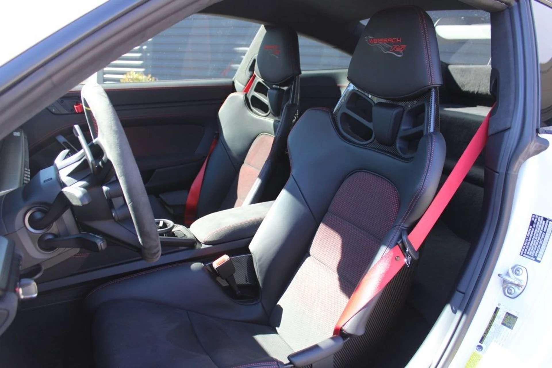 mph004_2321032510_9ba47a2635f5153aa3fd24baa33e17e7_13d1f49769