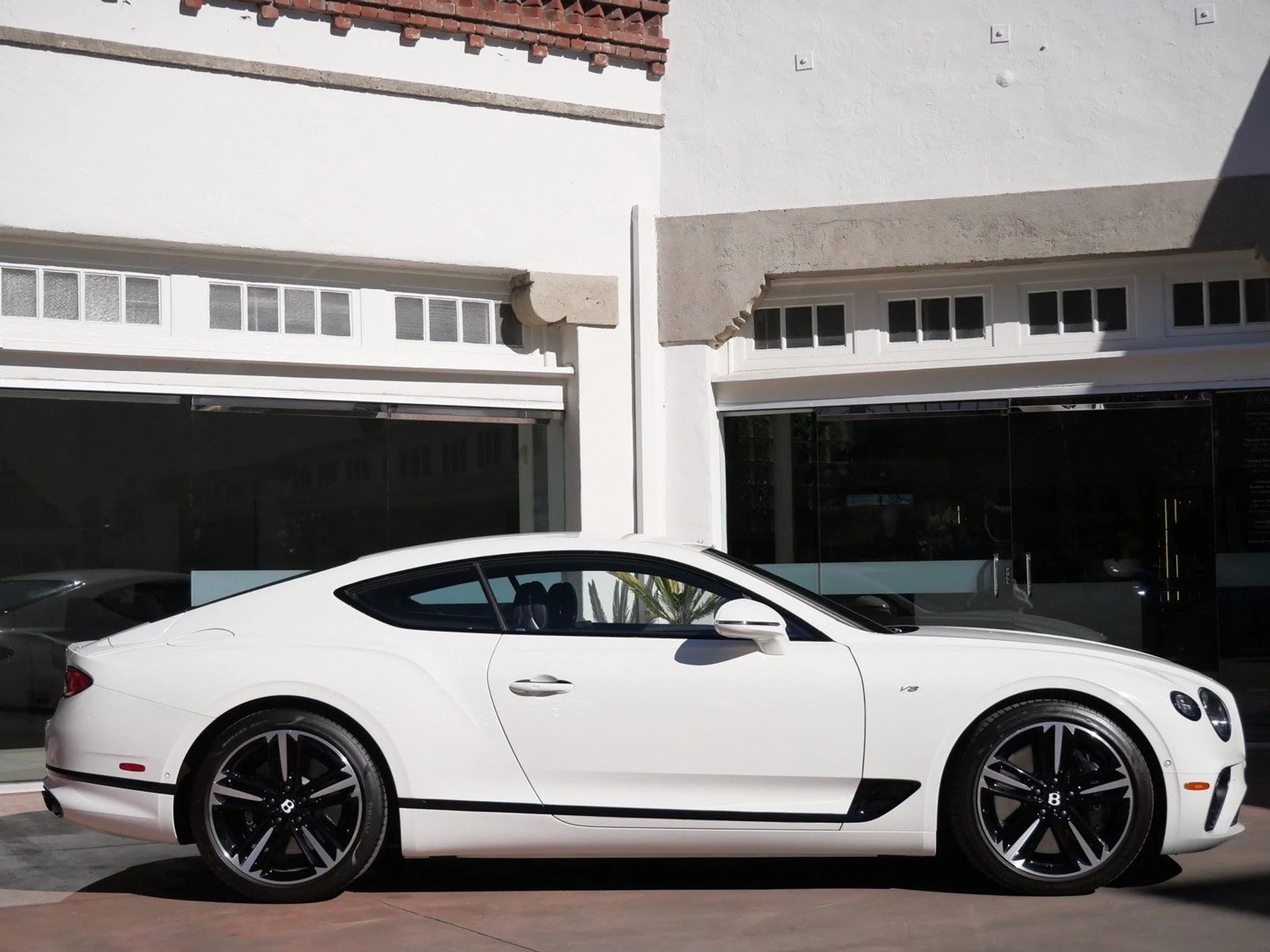 mph004_2324364511_e6f444bb6f23444f09d040601483bd55x_49227c3bb2