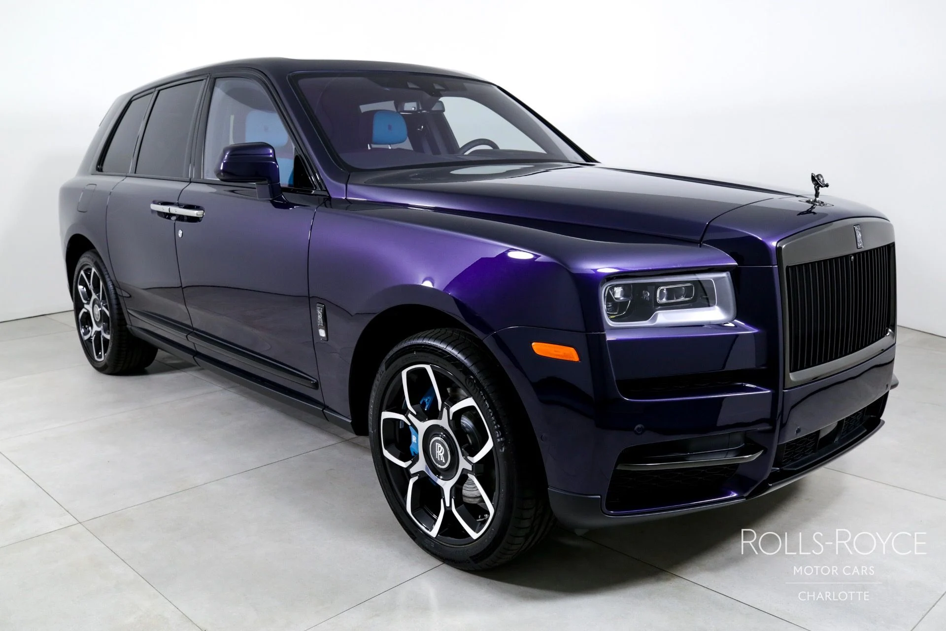 mph004_2335094235_Used_2024_Rolls_Royce_Black_Badge_Cullinan_1746461096_ab6775d612