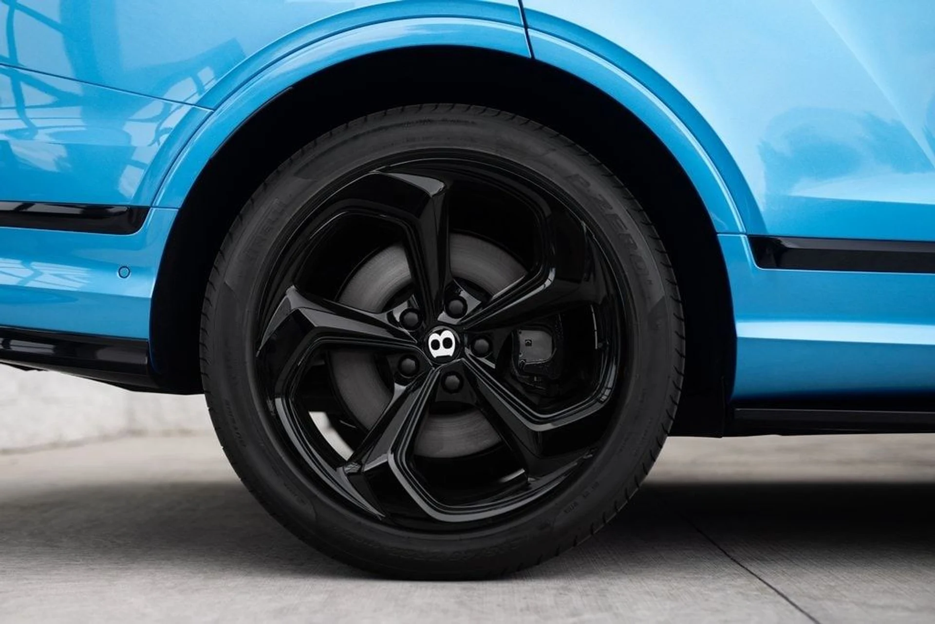 mph004_2347947438_b9a0fa4d18107b9536f58996c40bd16dx_f9295ed0c3