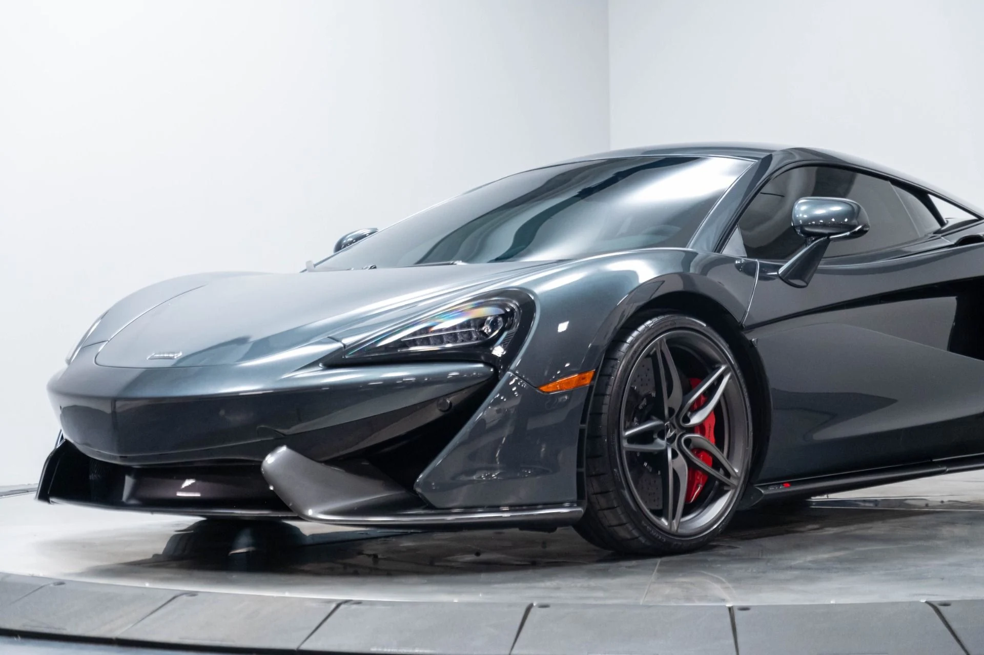 mph004_2359307746_Used_2019_Mc_Laren_570_S_1783628285_2e1e021832