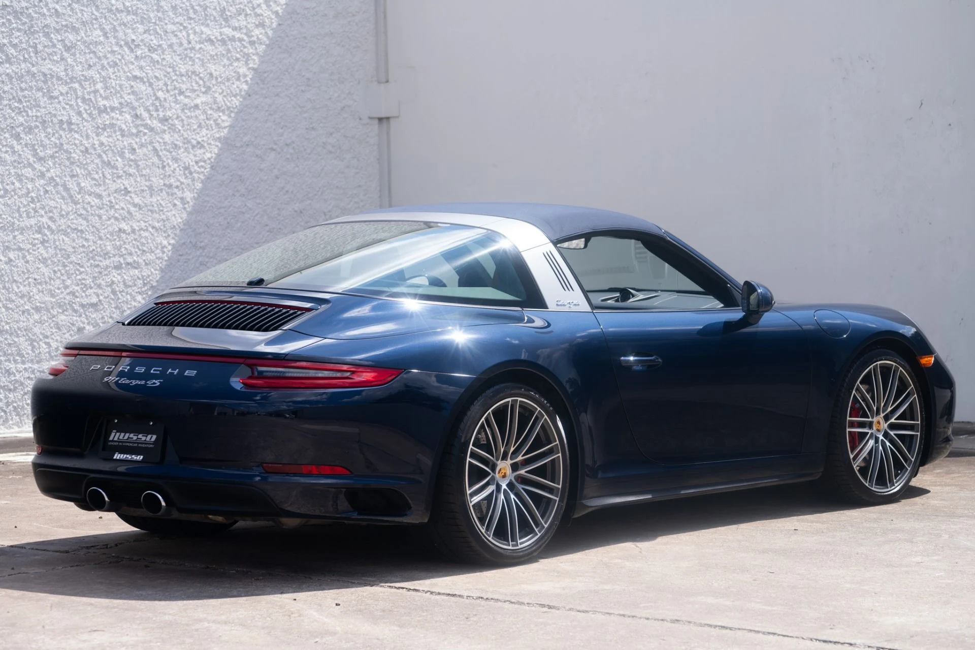 mph004_235937221_Used_2019_Porsche_911_Targa_4_S_1759788537_318cccb1c5