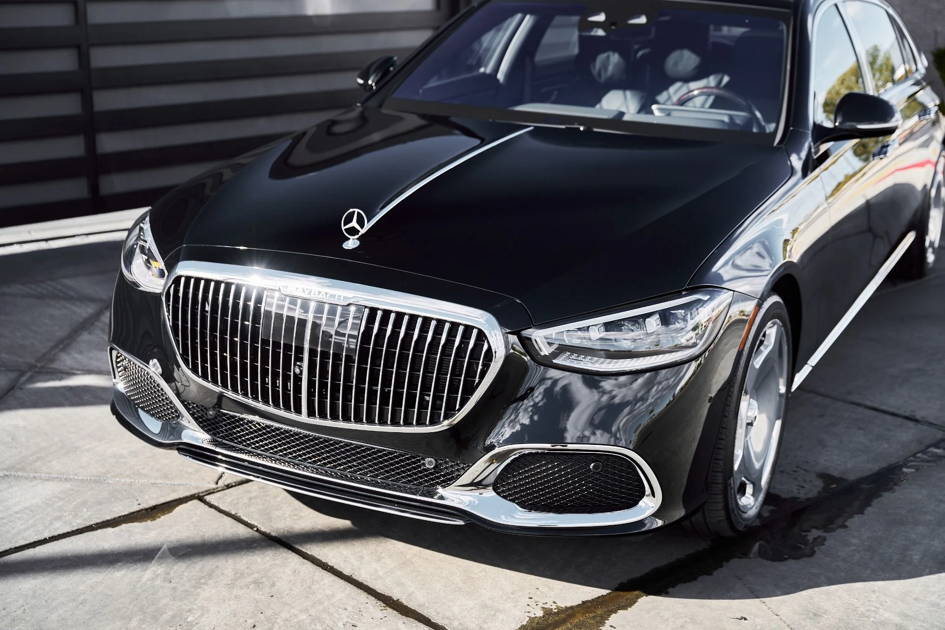 mph004_2361587343_Used_2025_Mercedes_Benz_S_Class_Maybach_S_580_1769305253_822cf7b56c