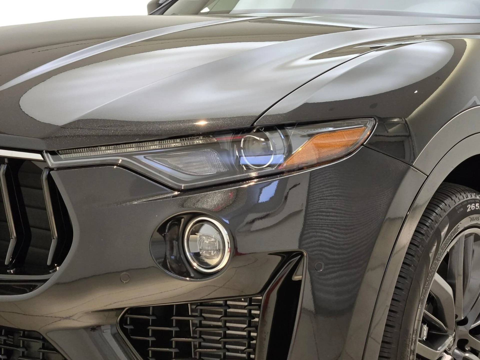 mph004_2364124390_Used_2022_Maserati_Levante_Modena_1763535765_6d7f3643ca