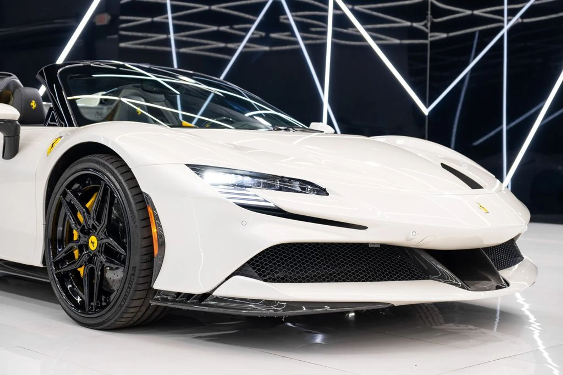 mph004_2371081461_f19c7a4238f860ade306601ca9a621c2_215776a631