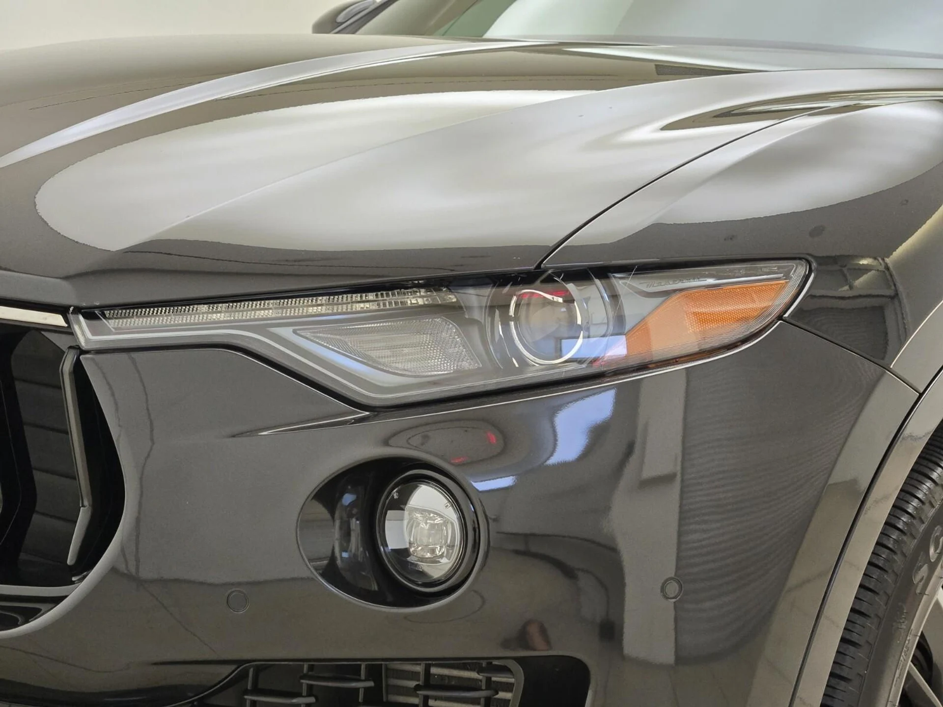 mph004_2376750820_Used_2024_Maserati_Levante_GT_1777354934_ab51376f15