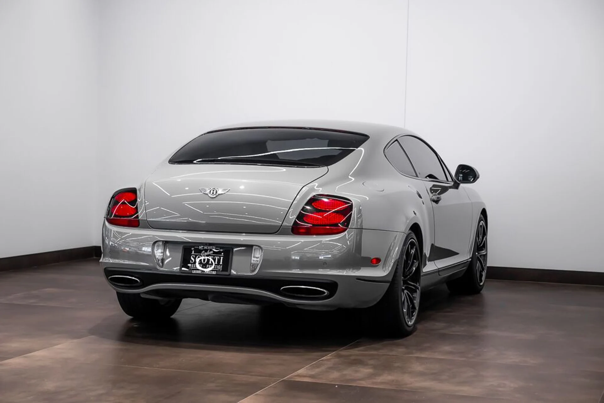 mph004_2376974656_bentley_continental_supersports_2010_jpg_v_1758918548_5685ae3220