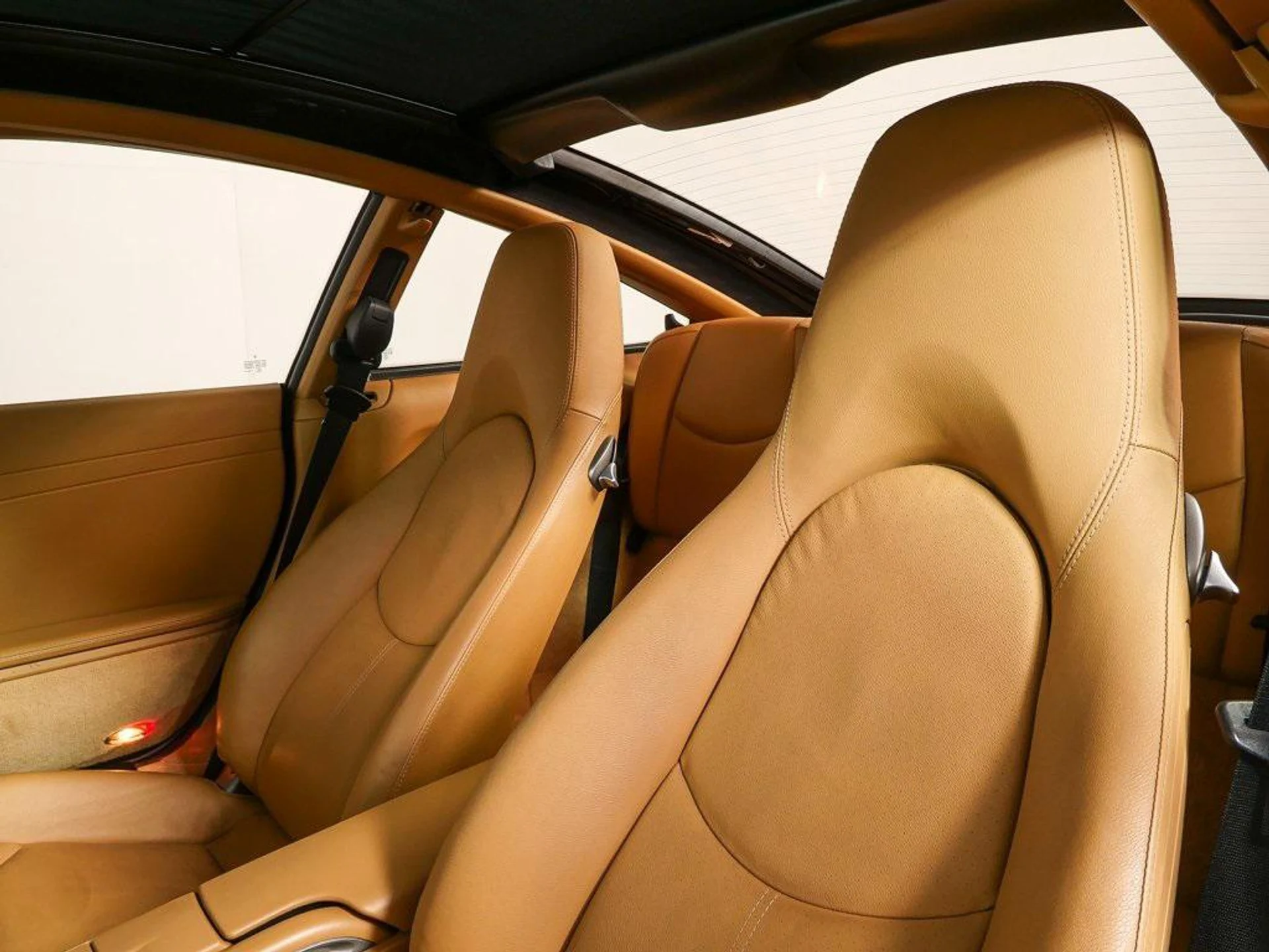 mph004_238062293_ua9q_OZG_8x_Rfz54jt_Ax6_Jh6_U_Qn_H8_6bdd4a0653