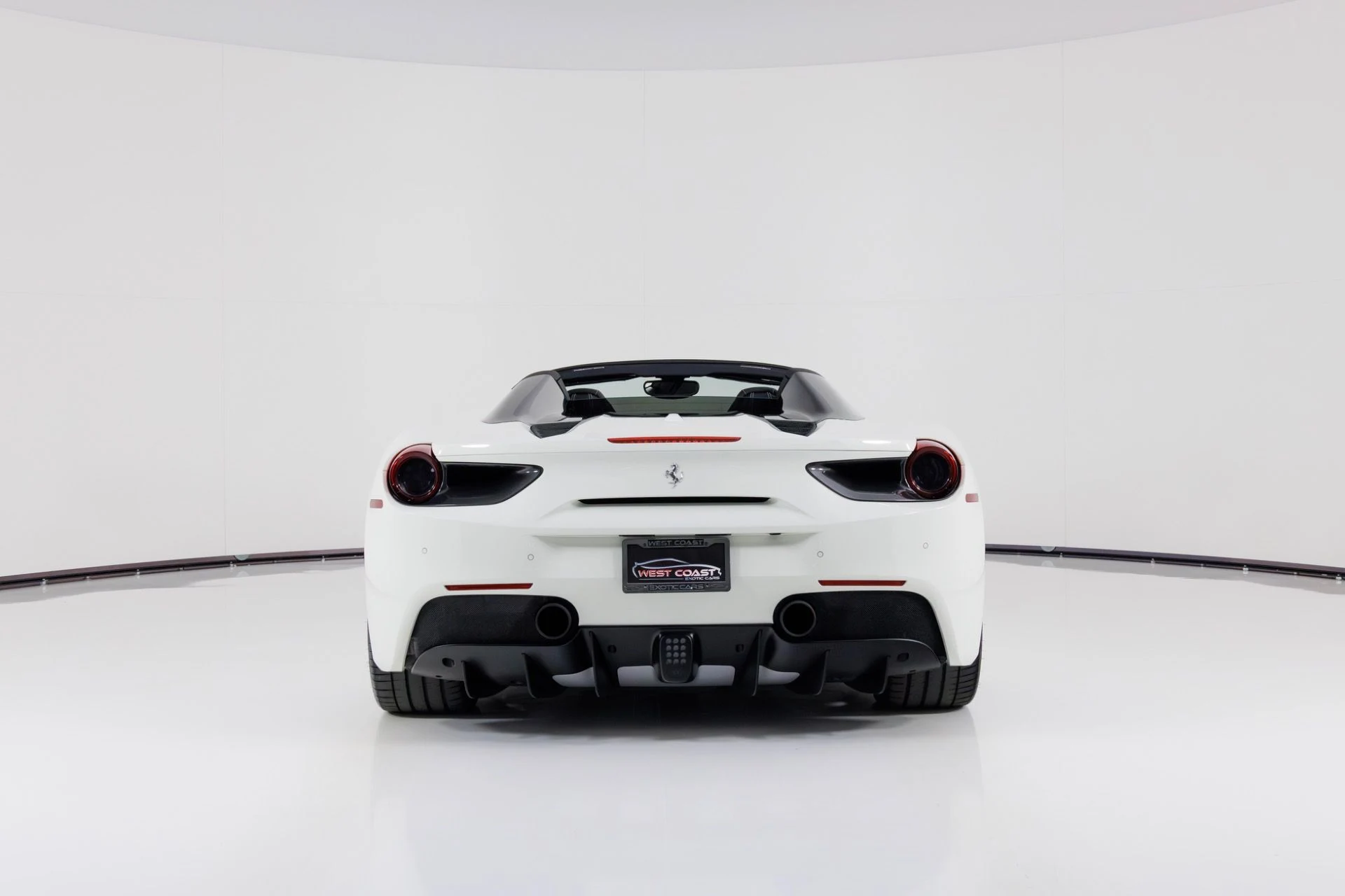 mph004_238109590_Used_2018_Ferrari_488_Spider_1768934428_ae2ed397e1