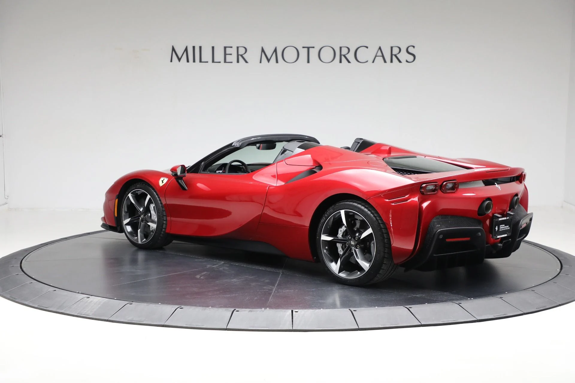 mph004_2391428193_Used_2024_Ferrari_SF_90_Spider_1737993518_a8f3c93d3e