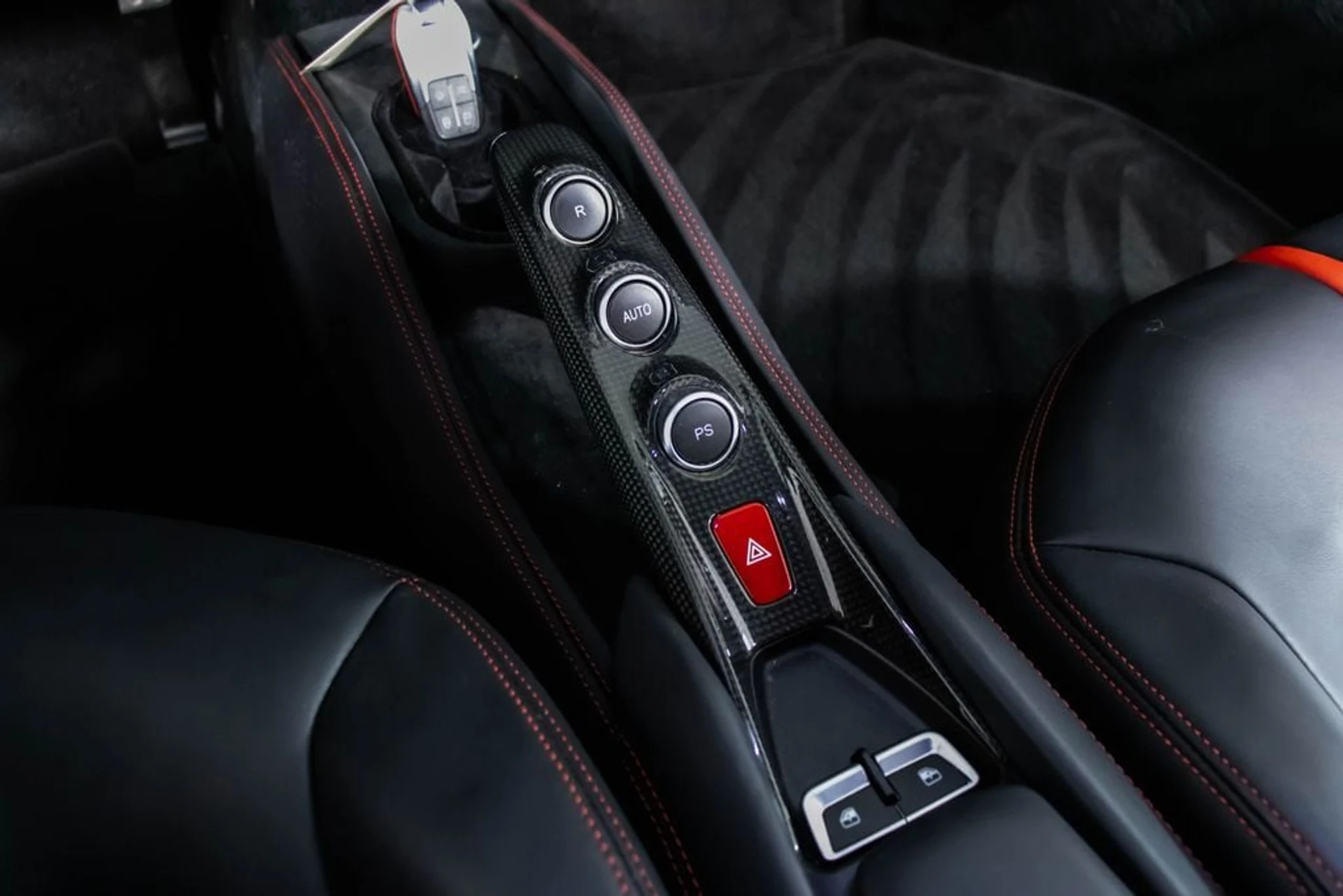 mph004_2395975734_6860309e6f982eb8d07875e4a6e5eef0x_4fc792ecd8