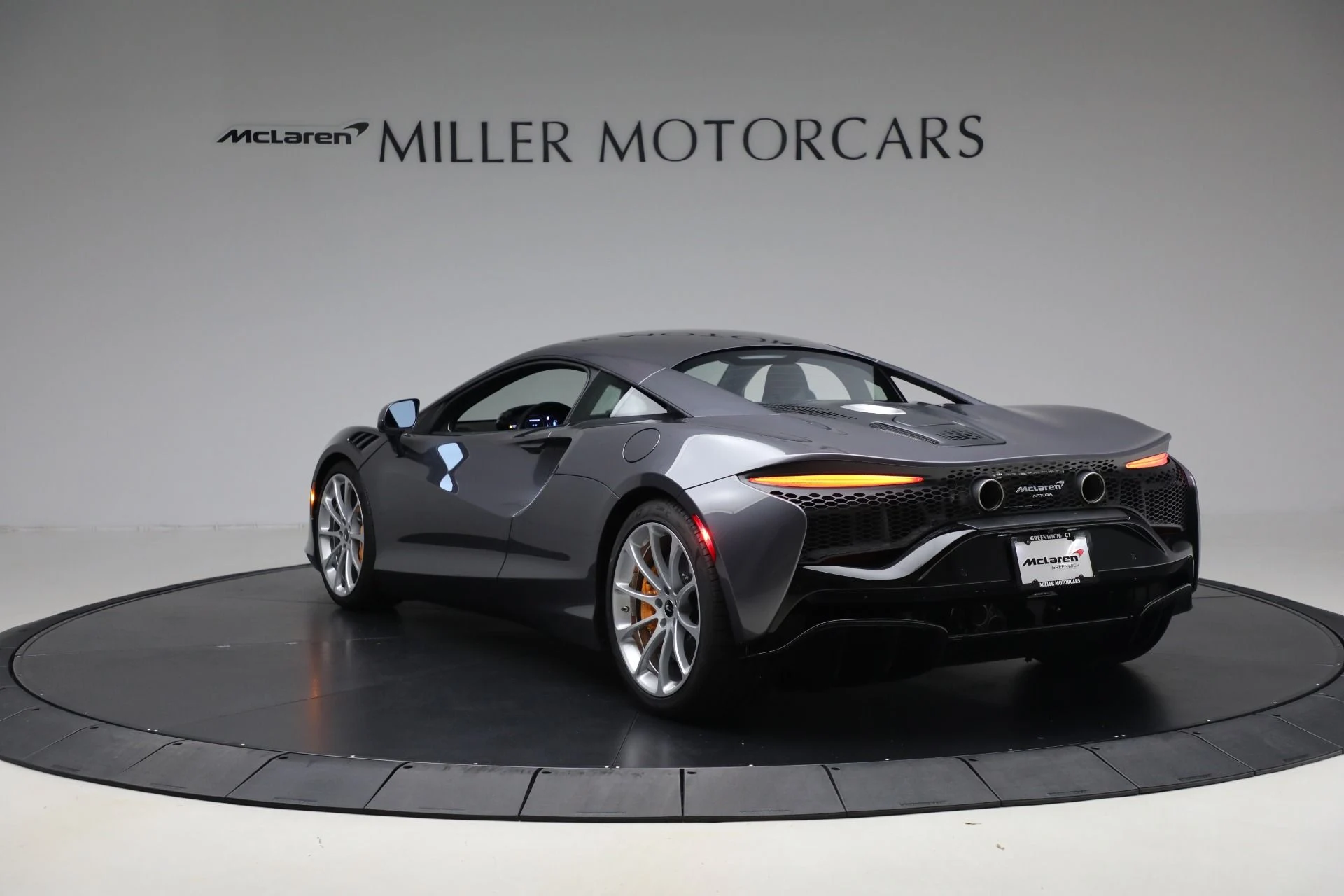 mph004_2402694342_Used_2024_Mc_Laren_Artura_Vision_d61ad23657