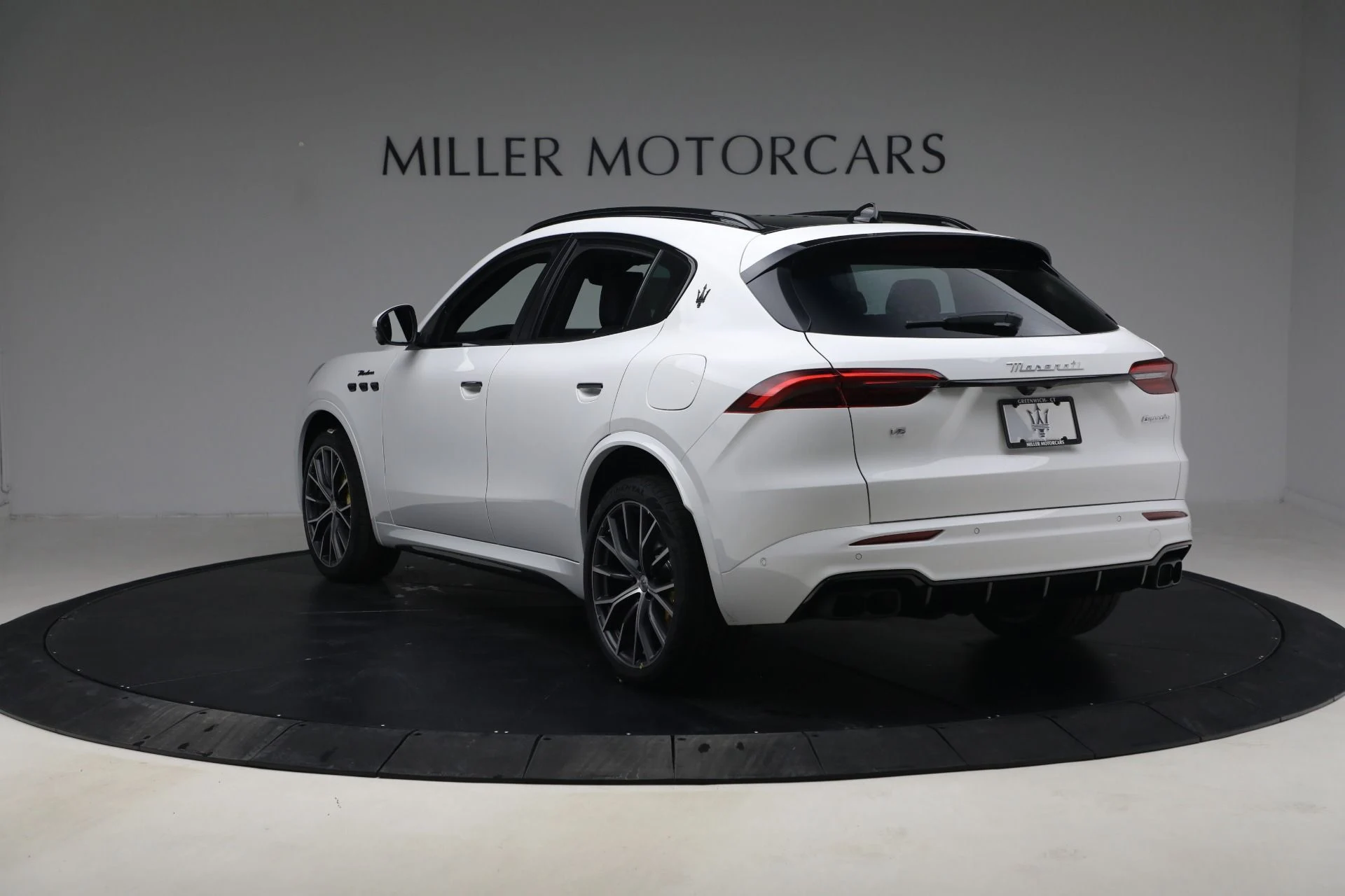 mph004_2404154246_New_2026_Maserati_Grecale_Modena_1771341407_8dd447a3a4