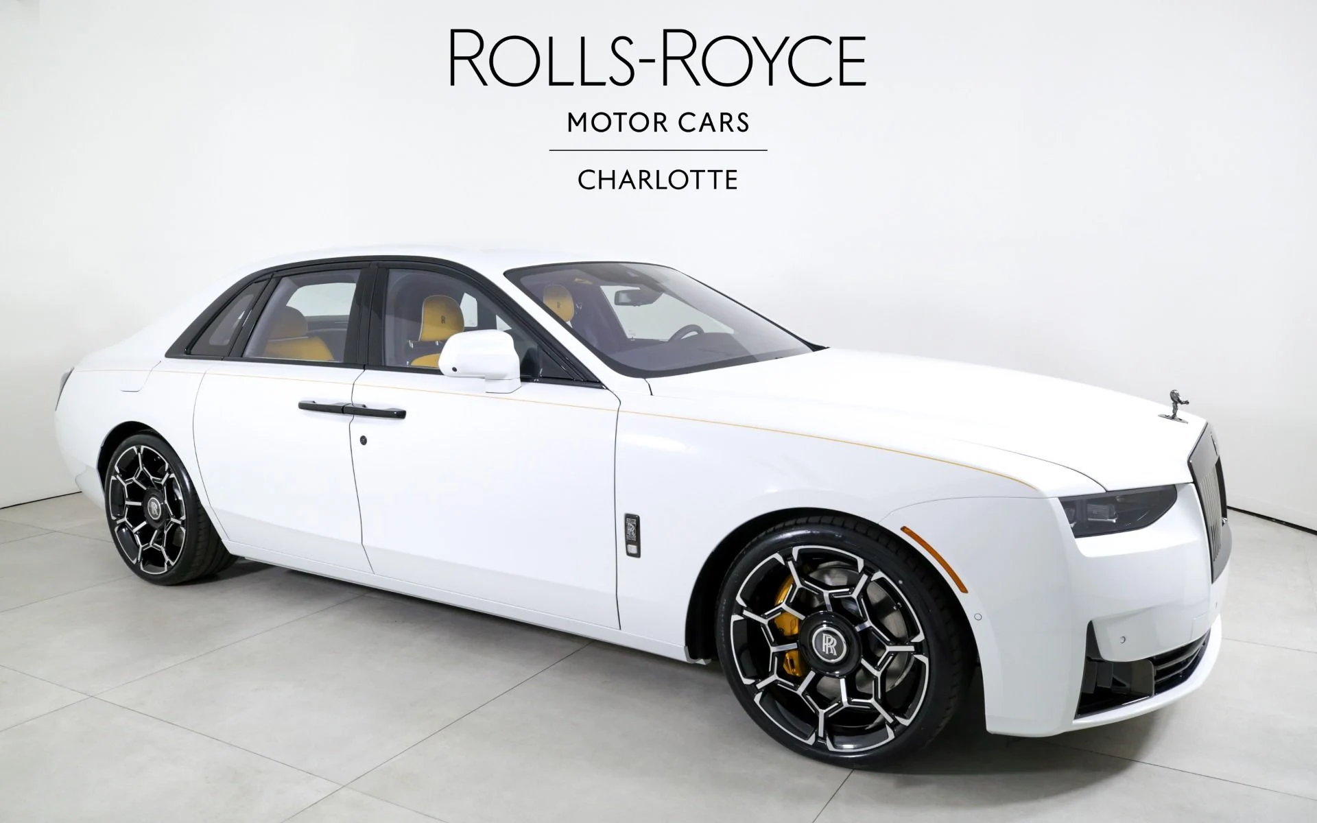 mph004_2408716464_Used_2025_Rolls_Royce_Black_Badge_Ghost_1738883482_0f4092918a