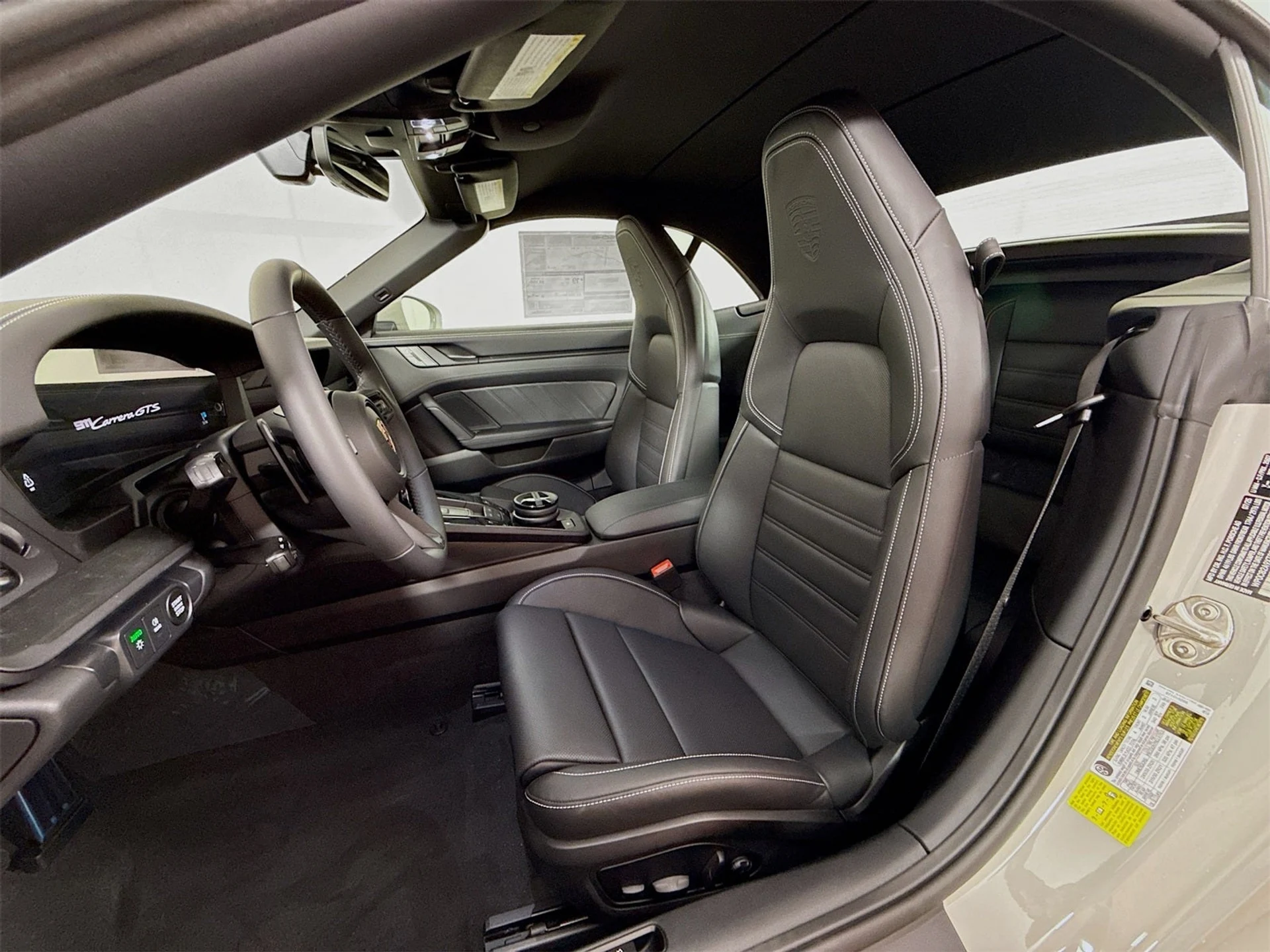 mph004_2411723566_5_b6060514e7