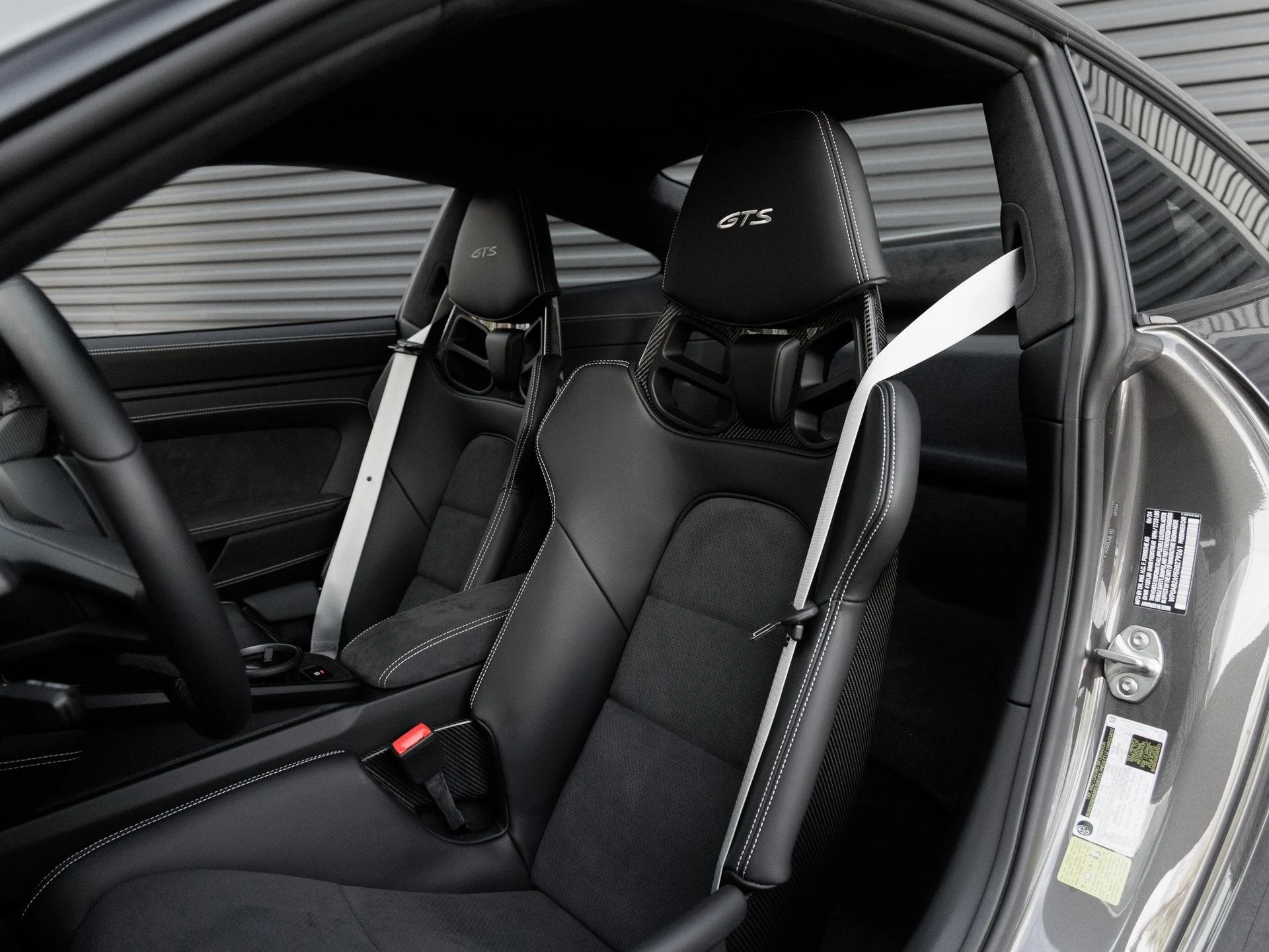 mph004_2421907047_5_69a2f6bdd7