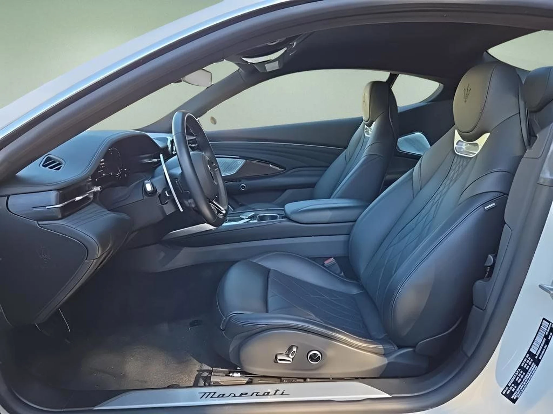 mph004_2432987424_fb4113303ee7493d82b1a8775ca0db8b_6339a3a9b6