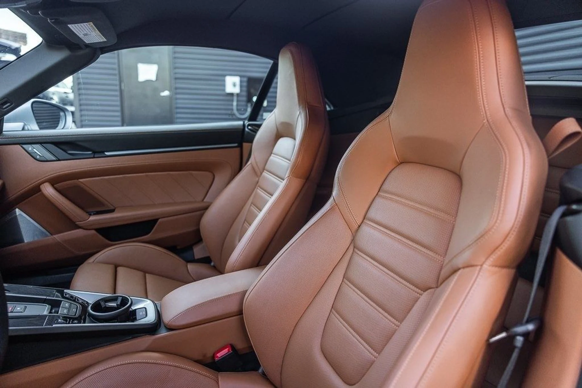 mph004_243320146_84e314b8cbf13976f11ac5b828c890afx_91d8842236