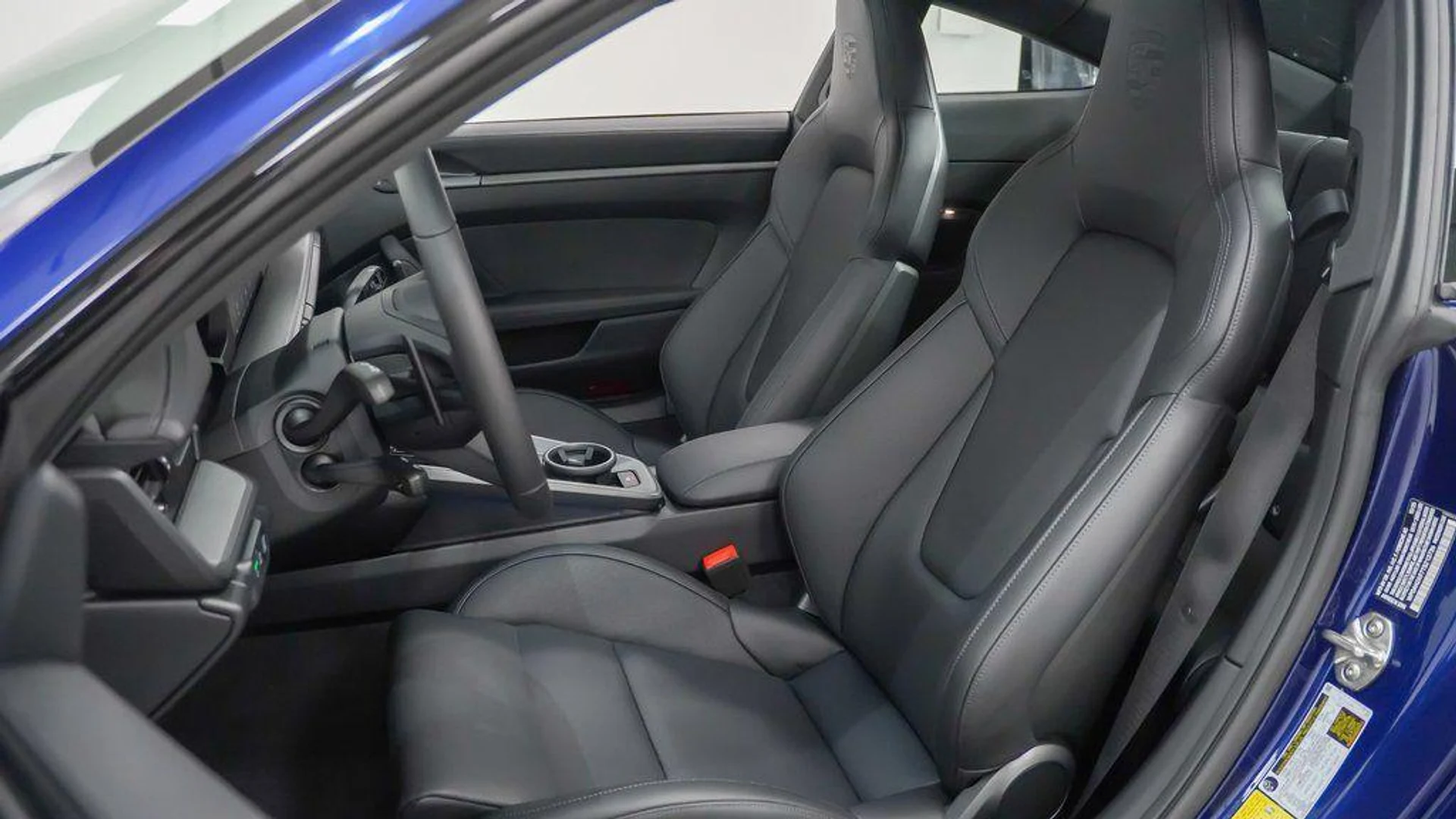 mph004_2434079573_p3_2_M8a9w8_Q5_XF_Wd_P5r_So_W_Ep_CI_6dd55794fd