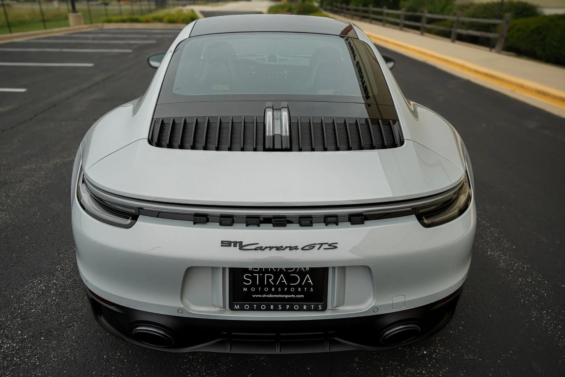 mph004_2436615939_Used_2023_Porsche_911_Carrera_GTS_1784575224_a7b8c194f1