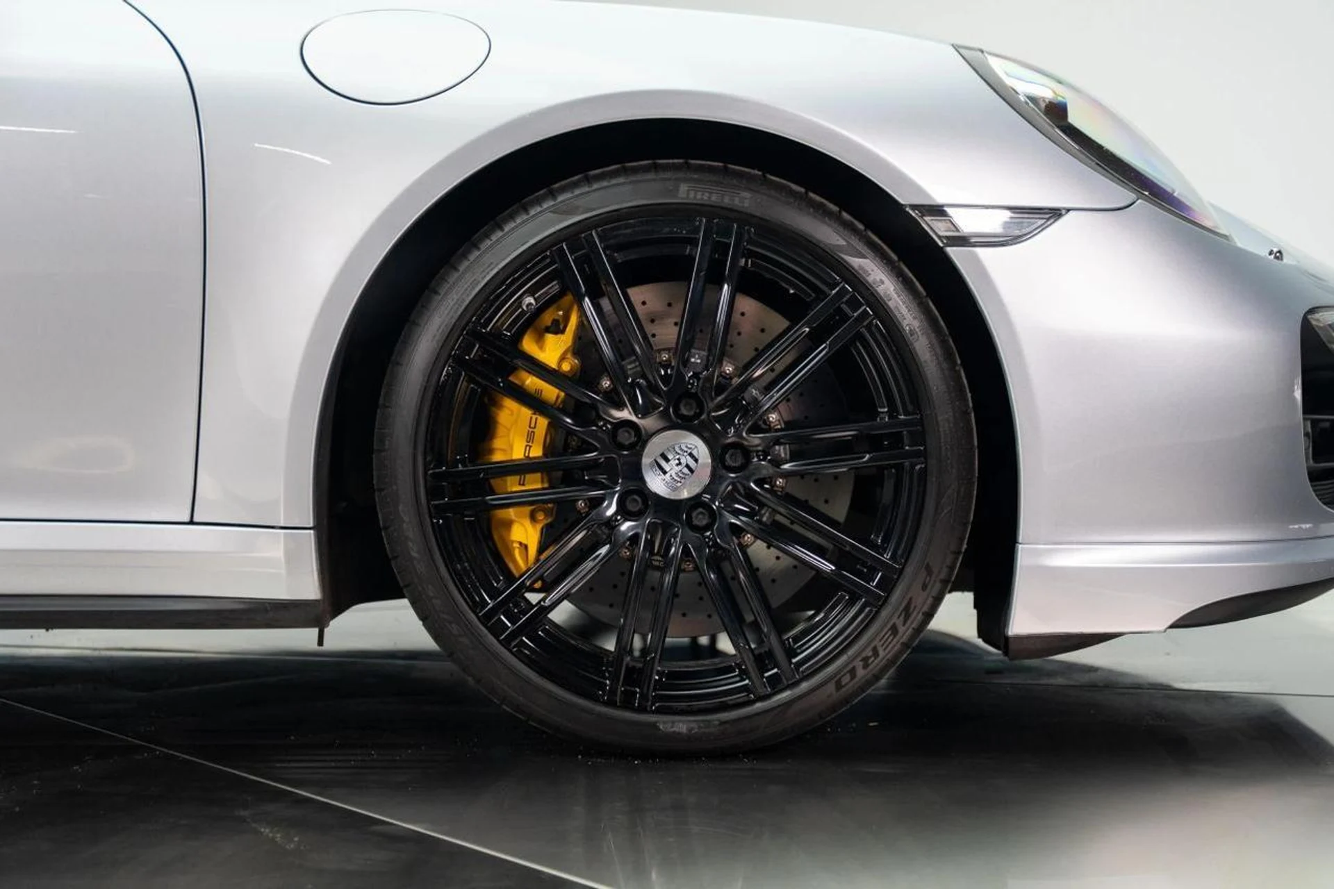 mph004_2436886068_0332783062babc4f2a2698b2790085d2_ced03917d1