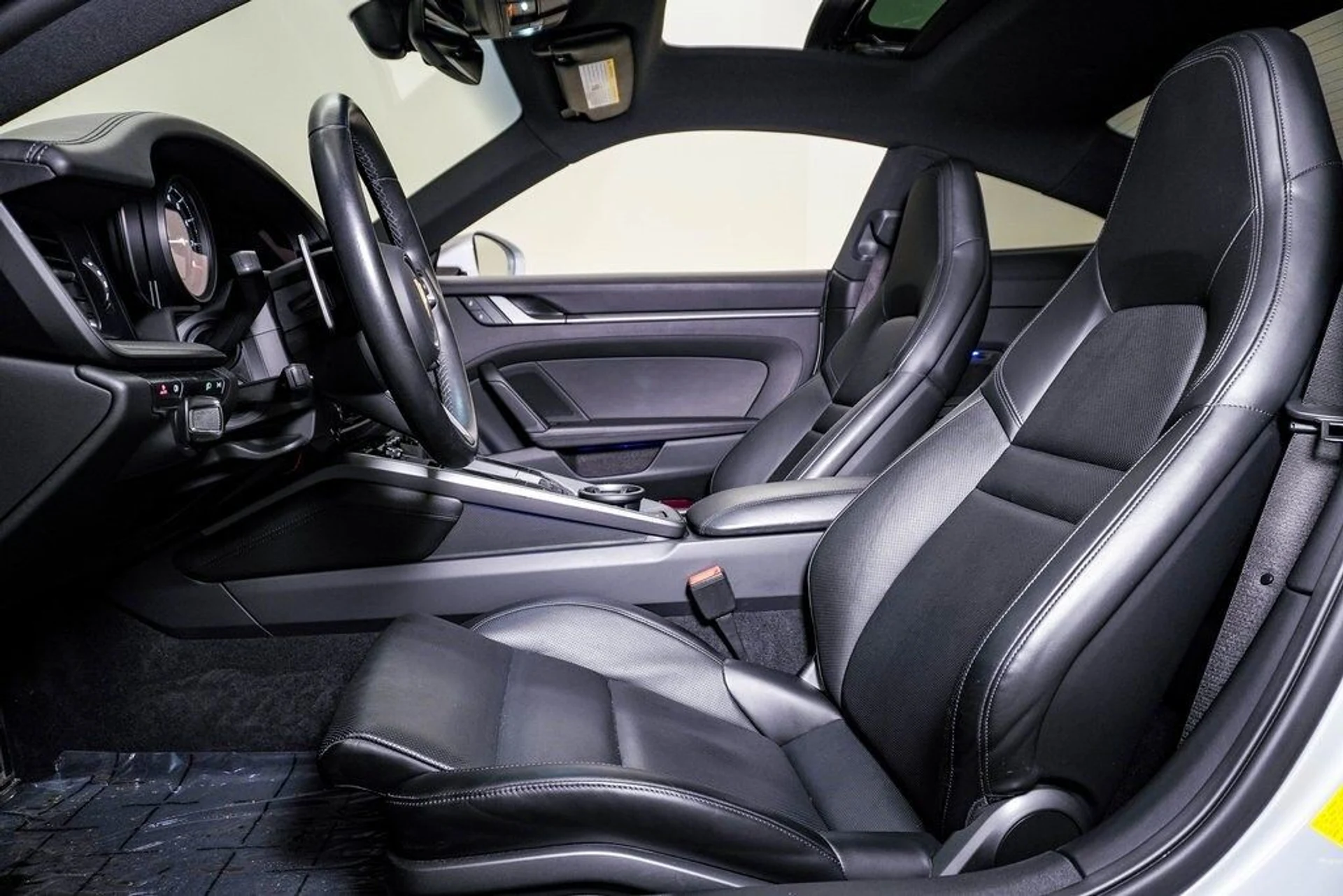 mph004_2443456877_3c3889edebbb7043a77f37476d903b29x_dec9234410