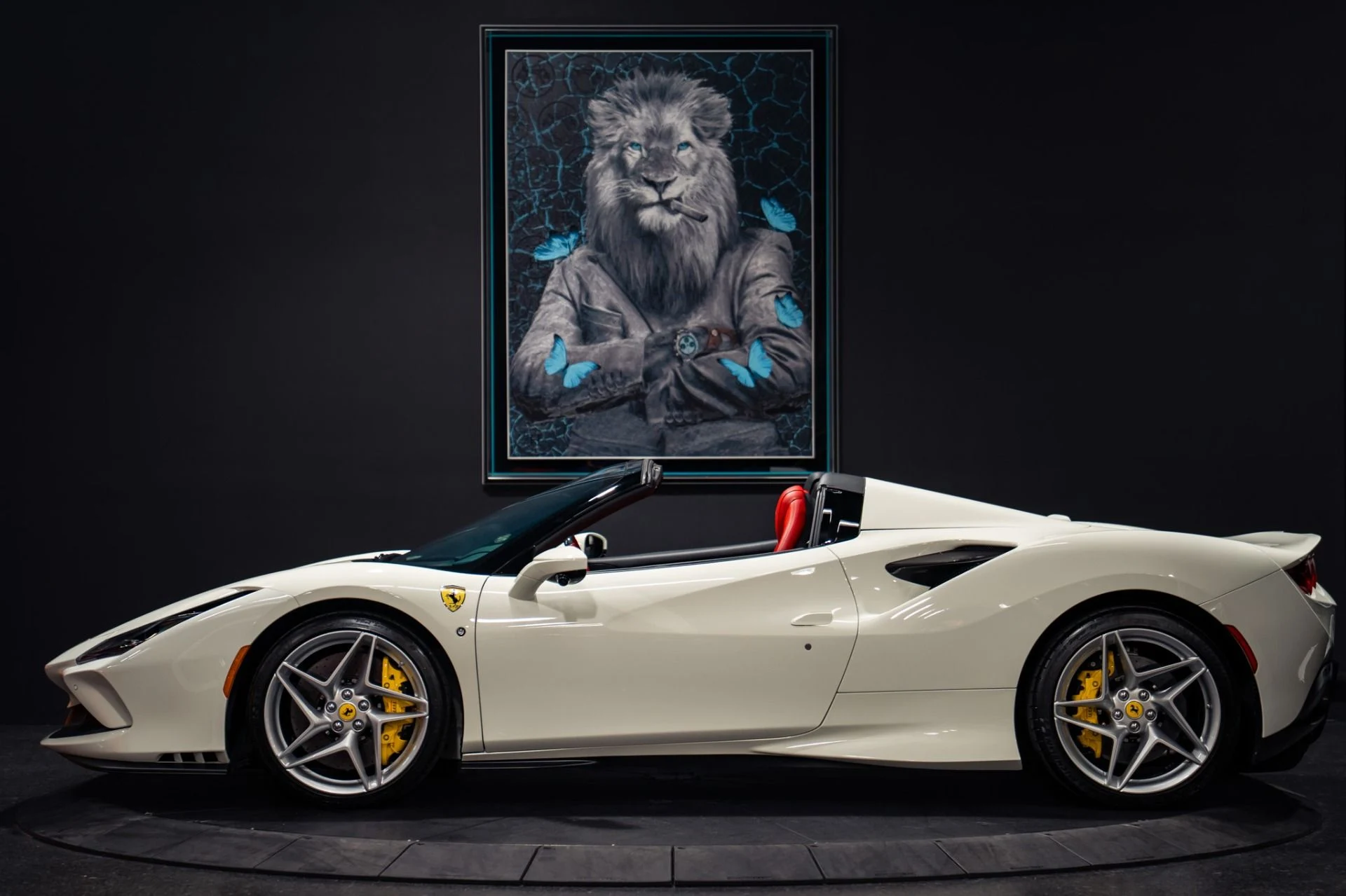 mph004_2451352932_Used_2023_Ferrari_F8_Spider_Passenger_Display_Front_Lift_1785938596_878e1d3cf3