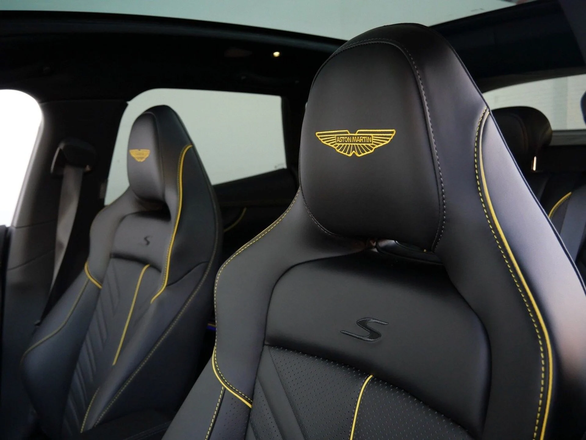 mph004_245369998_dd8a94b73f33c6f7a62f98ce0f14b1b1x_e76cb4302a