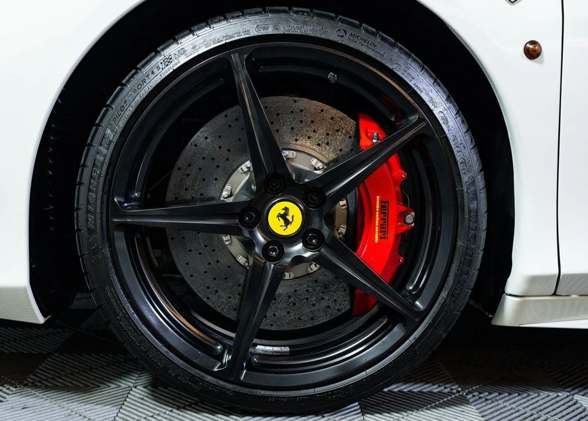 mph004_2454750185_809c1674bab3137320eae35e9fe9b6f2_5753ed5be7