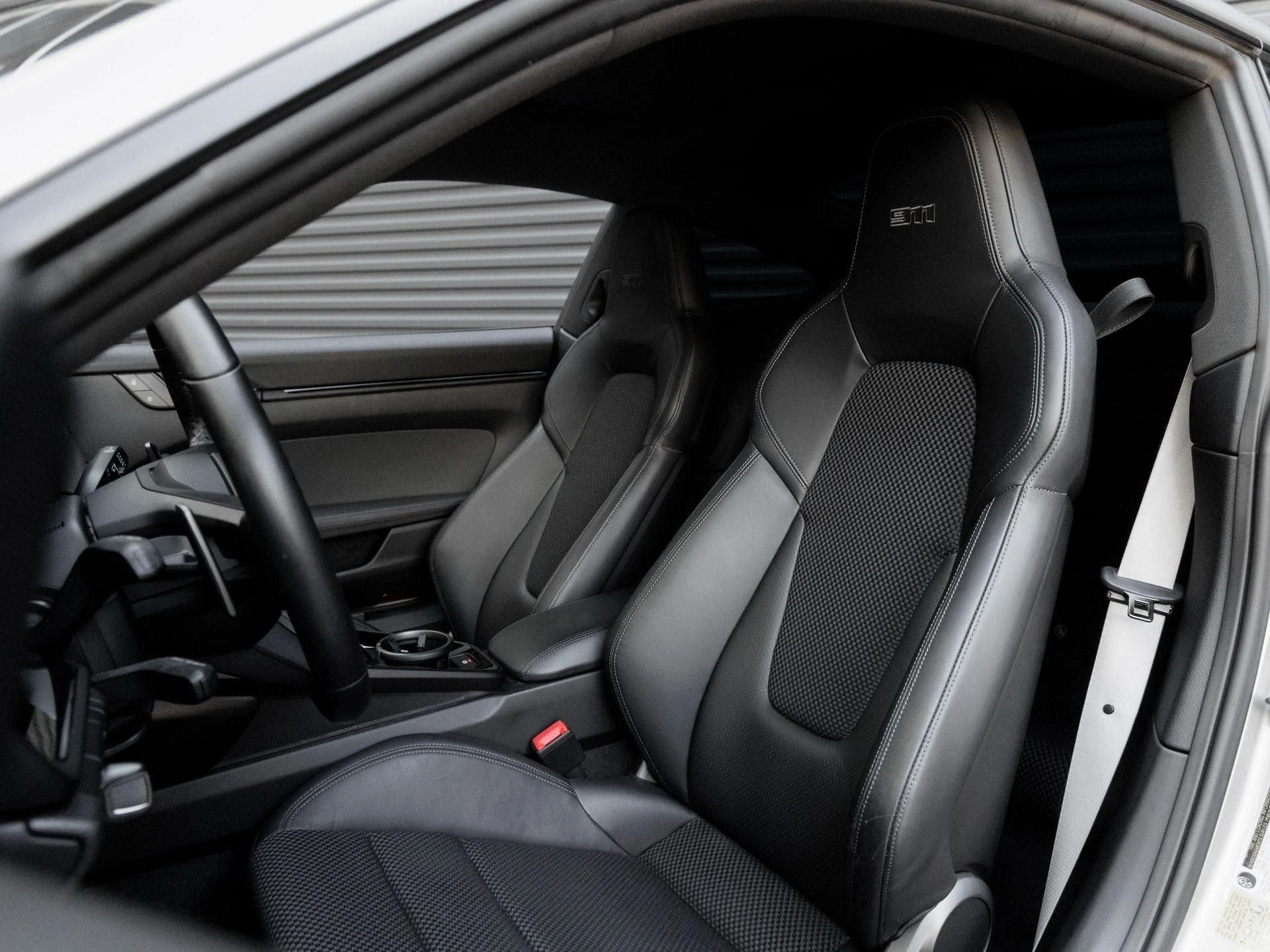 mph004_246332786_5_b5995dcec9