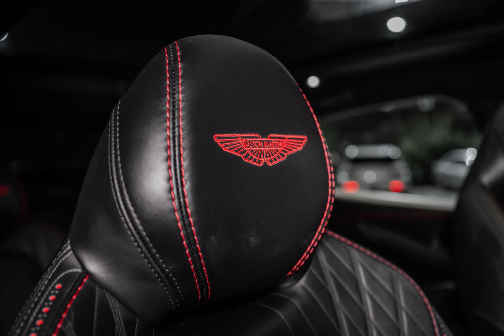 mph004_2464350613_Used_2023_Aston_Martin_DBX_1759420247_e260fd98ff