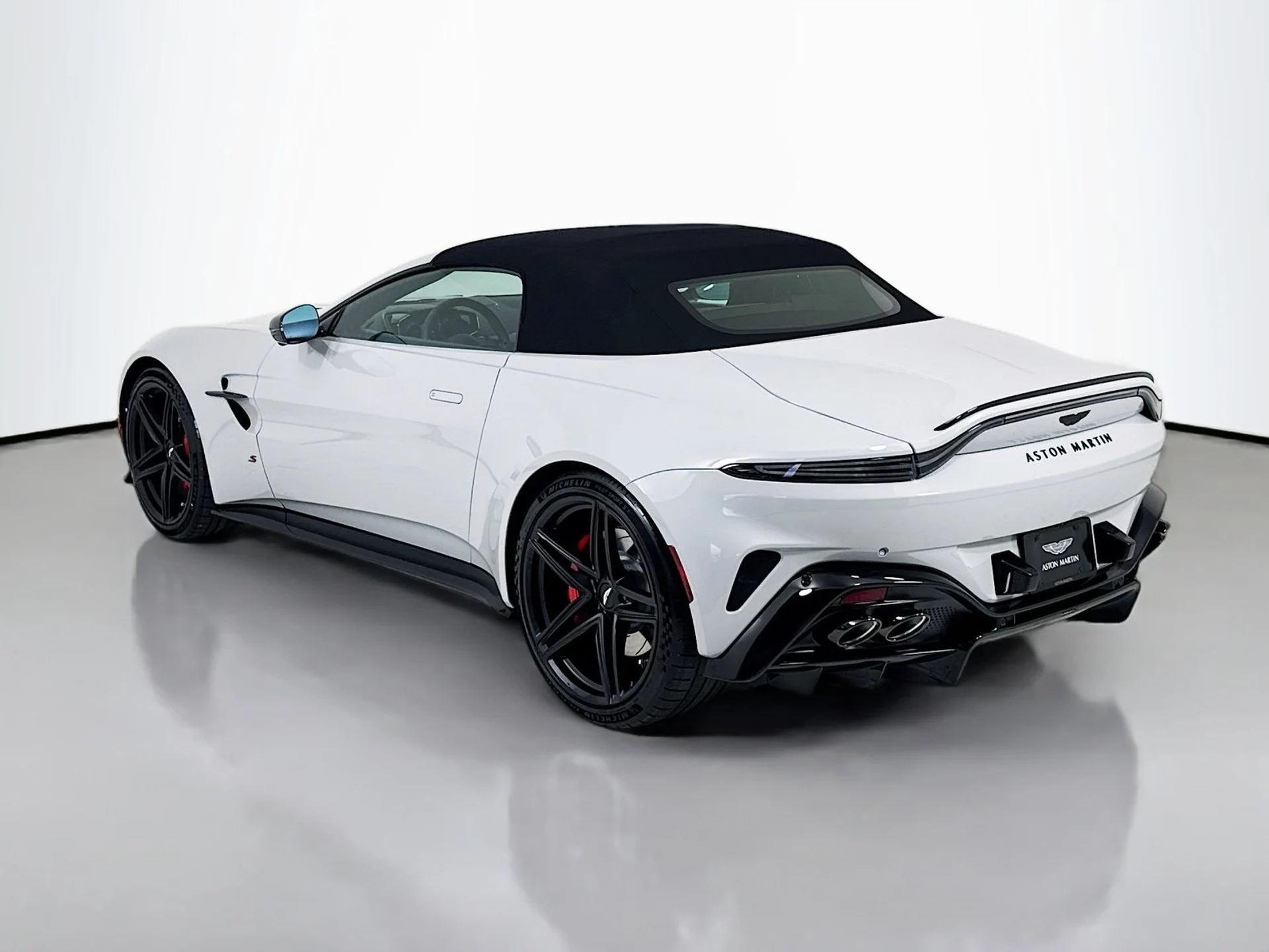 mph004_2465629884_d9e20a93f383c307f535a489a9955128x_02c89a95eb