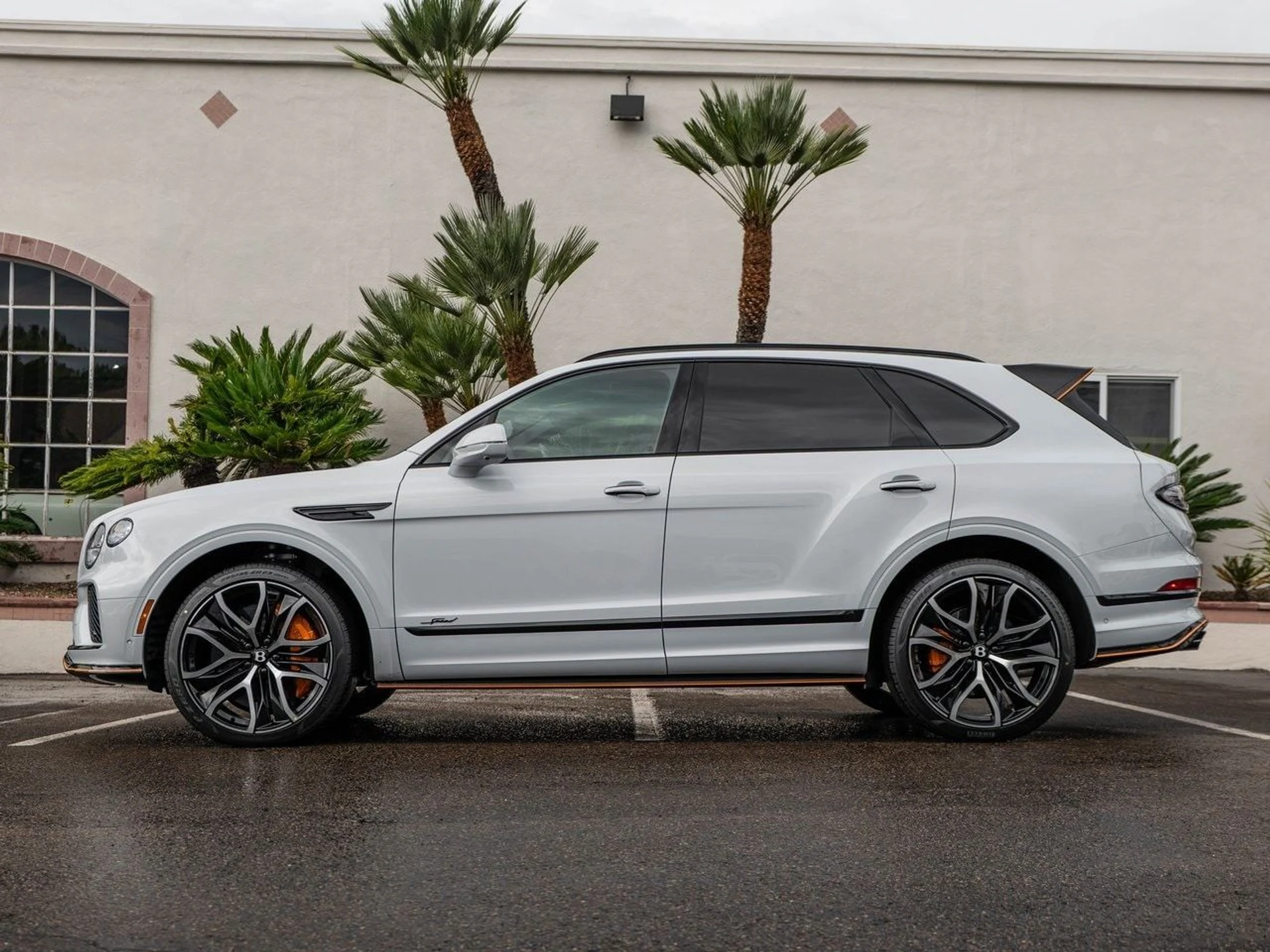 mph004_2466887619_140c4972a5a331f12d936537e918f2a1x_b800b01059