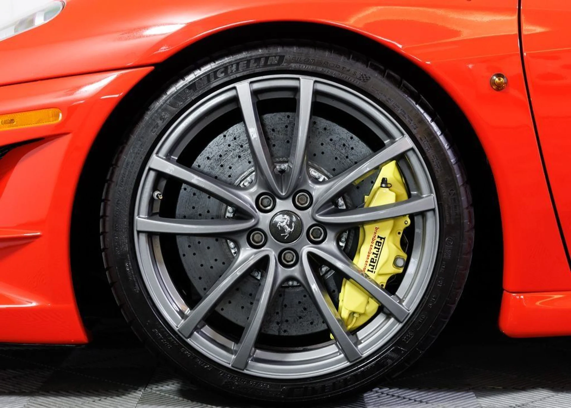 mph004_2472893022_0de5da50db7ae6ef1747df1134426c08_37f48f6681