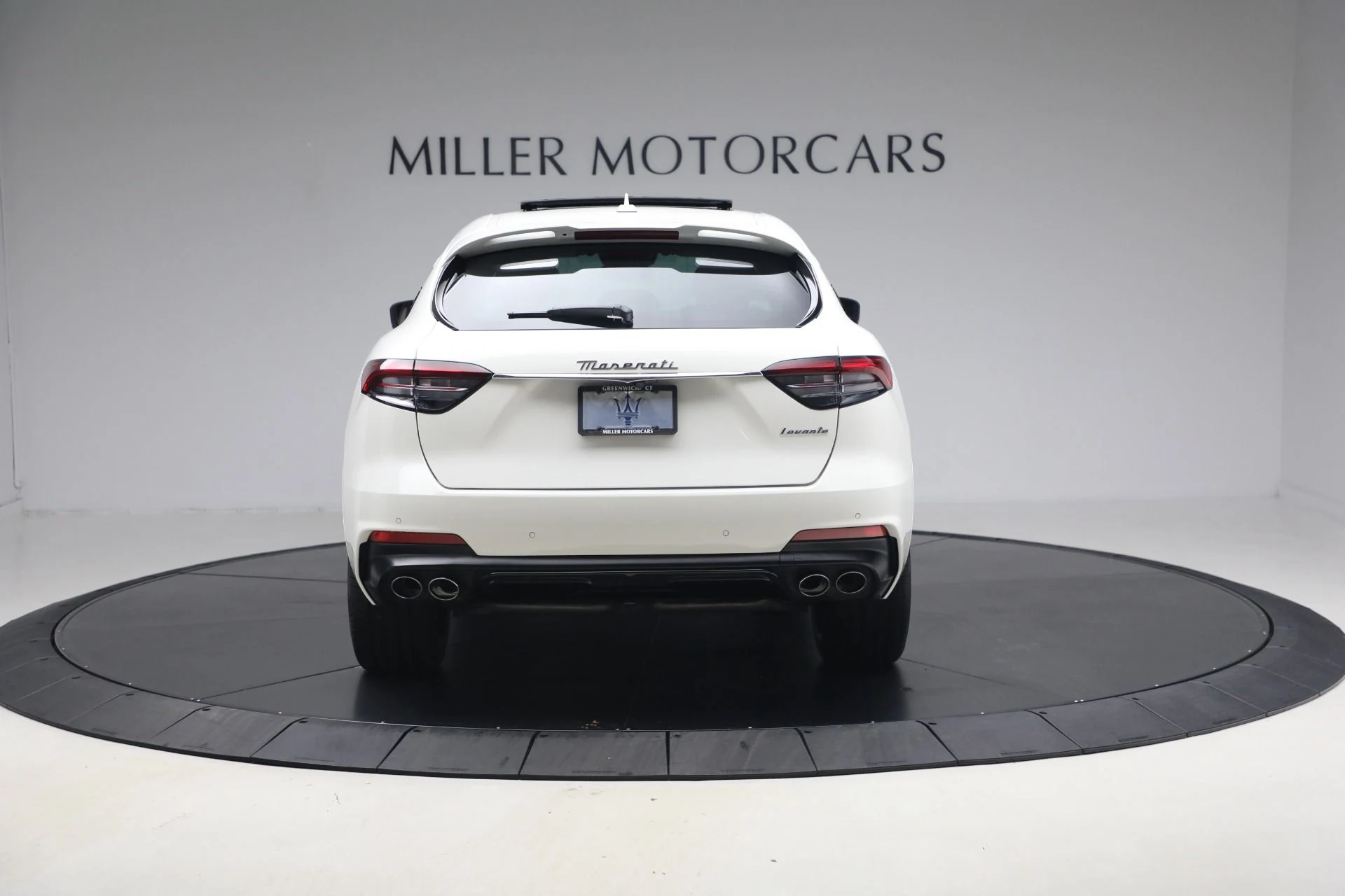 mph004_2474896586_Used_2022_Maserati_Levante_Modena_1765059797_36022a2b5d