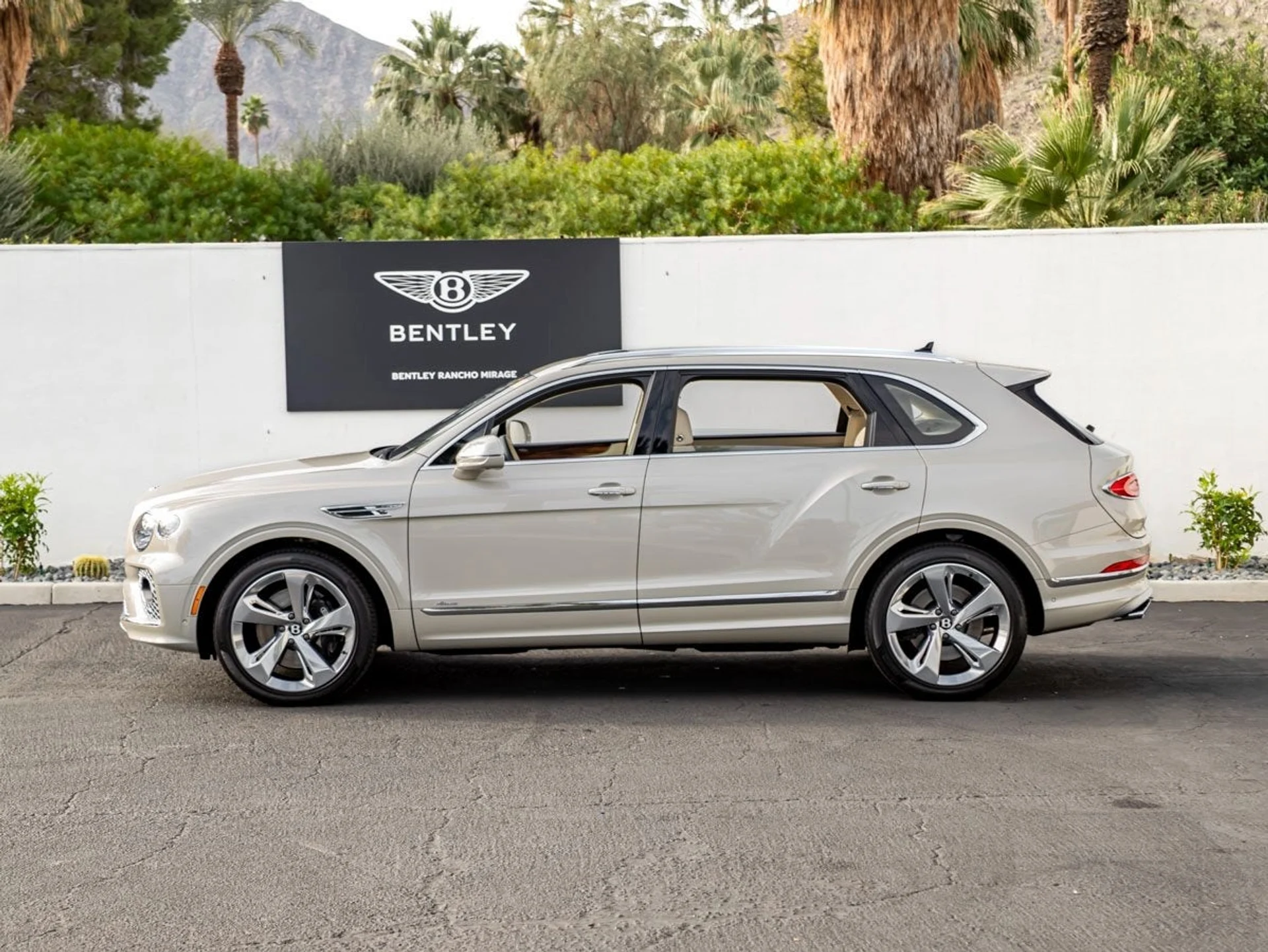 mph004_24784192_5_eb766c6a8c