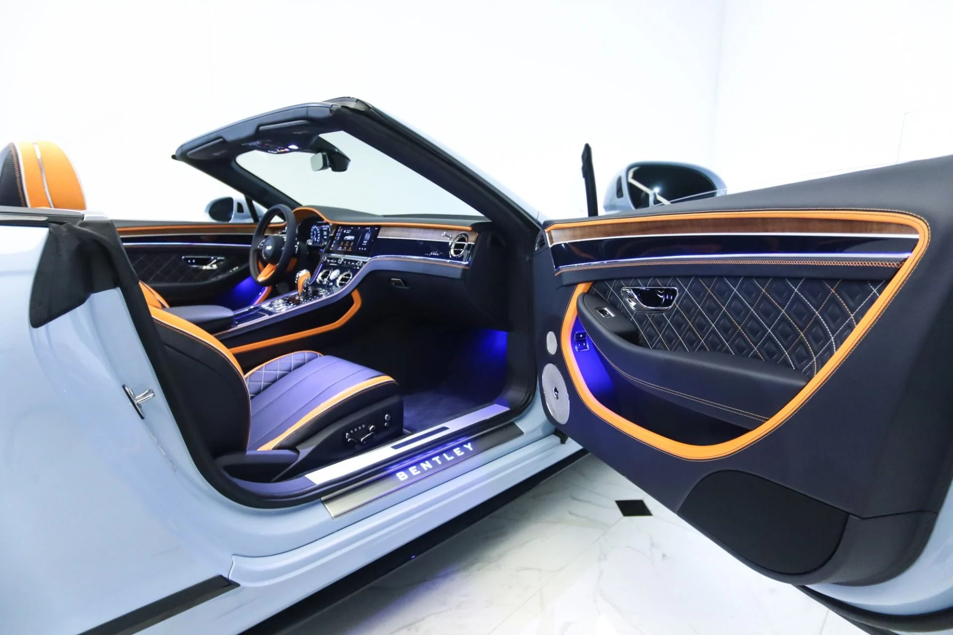 mph004_2479884213_Used_2024_Bentley_Continental_GTC_Speed_1744369762_1fa720f925