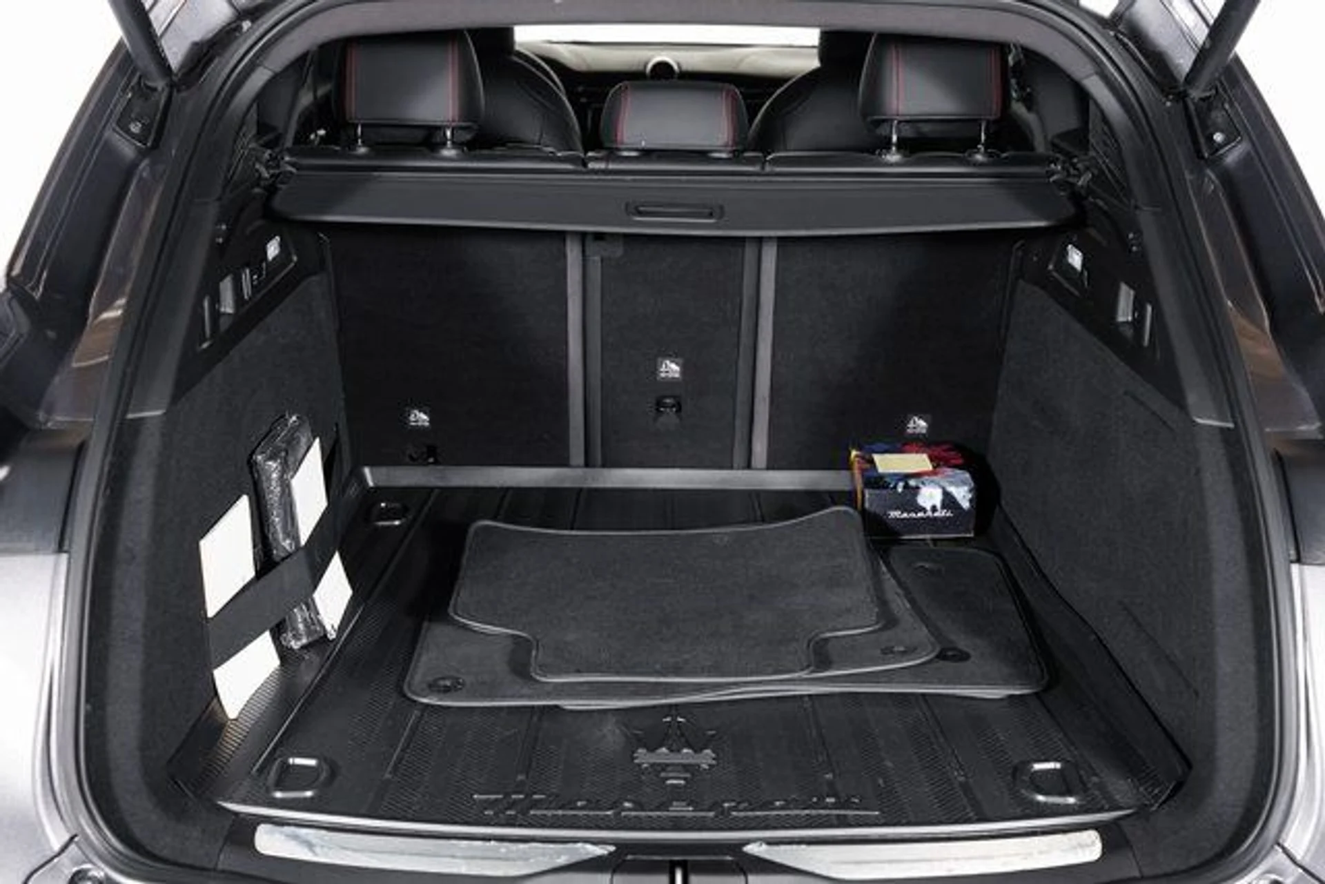 mph004_2482038446_b39904ebc64732b9a825ba0b24e7b243x_f0efc92b89