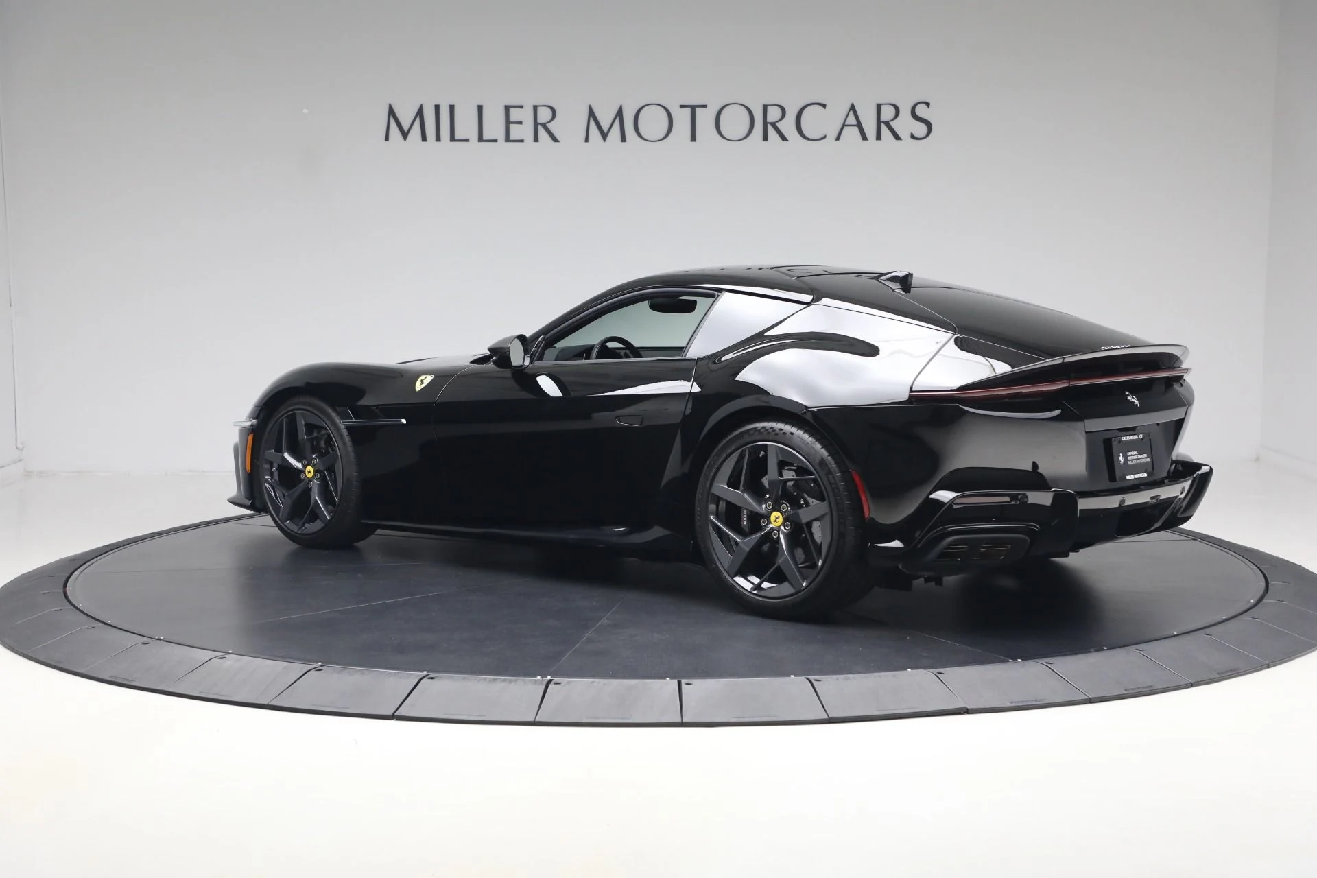 mph004_2483783003_Used_2025_Ferrari_12_Cilindri_1784639089_b69f74e0c3