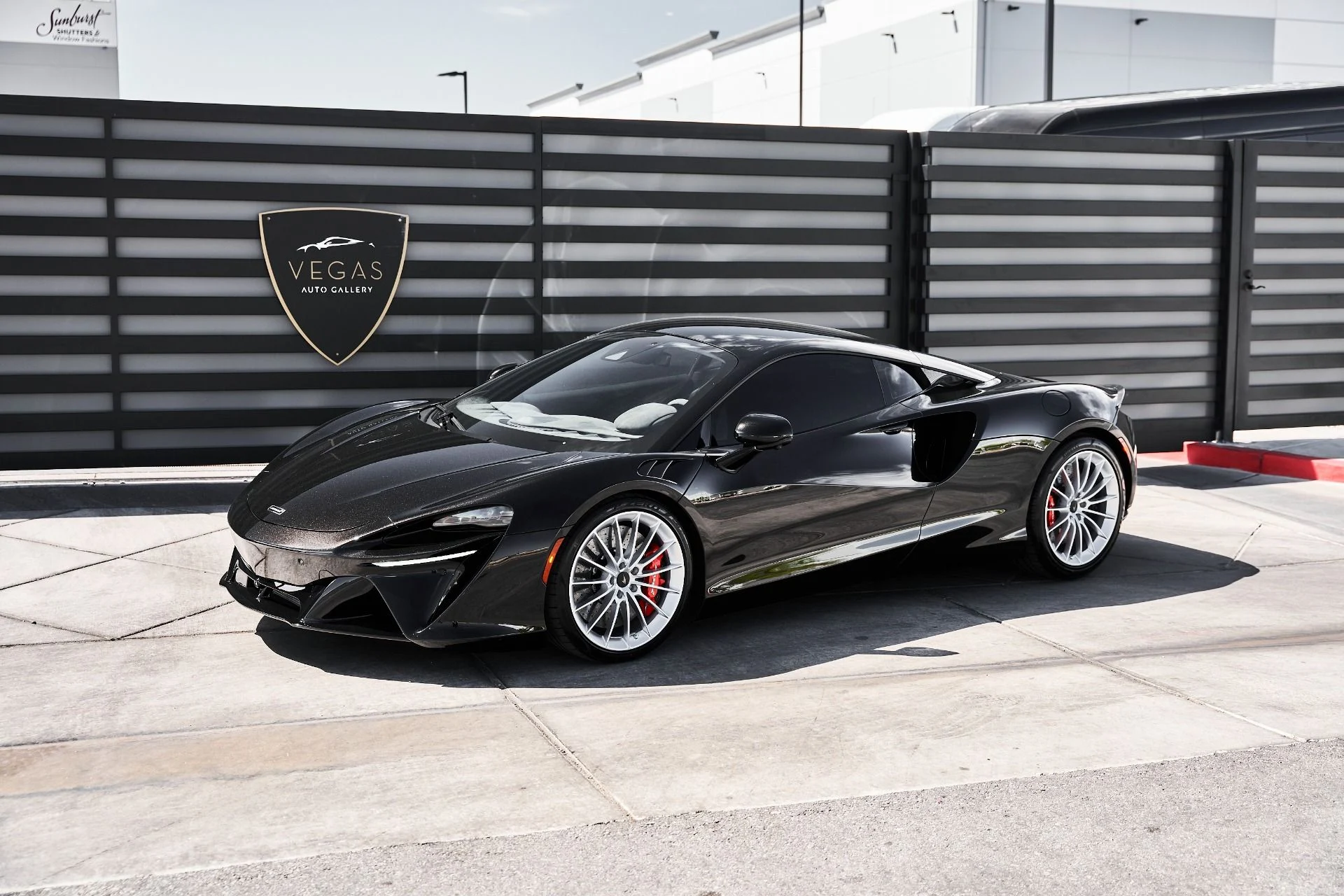 mph004_2487267681_Used_2024_Mc_Laren_Artura_1774742166_b20d73e2e2